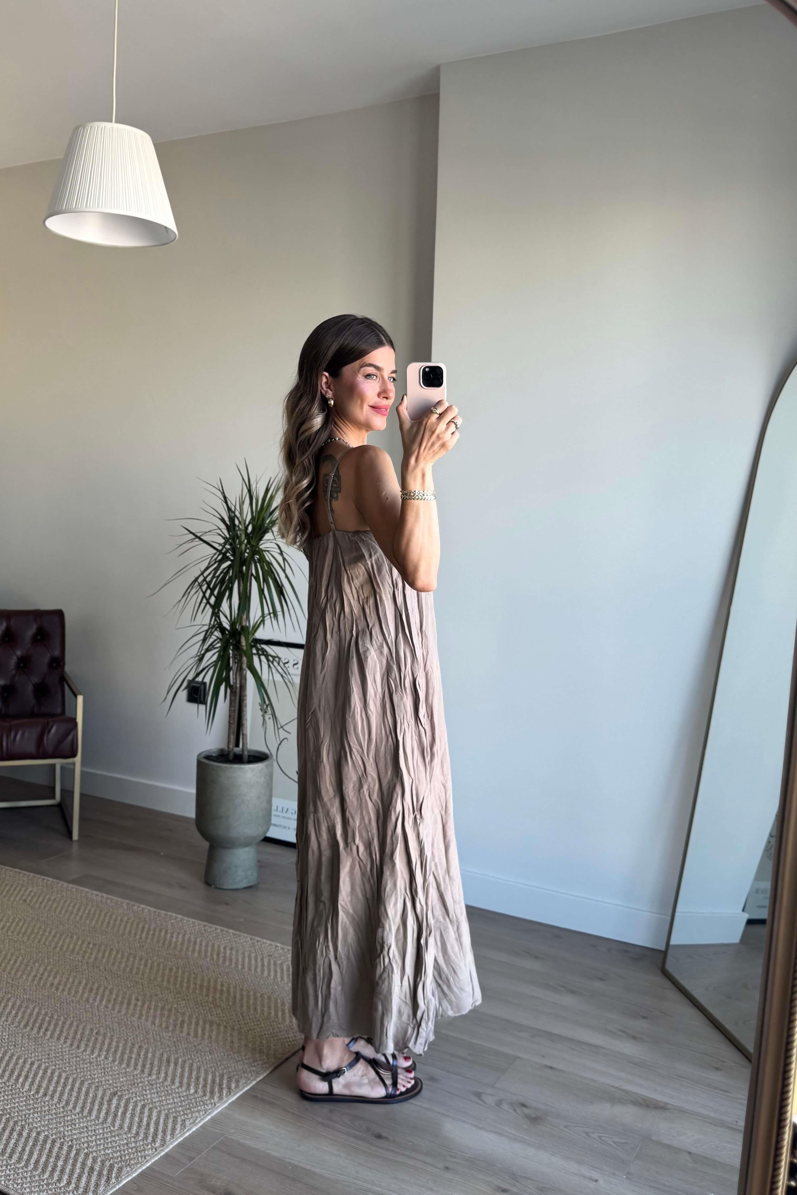 Vizon Önü Lastikli Asansör Askılı Keten Elbise