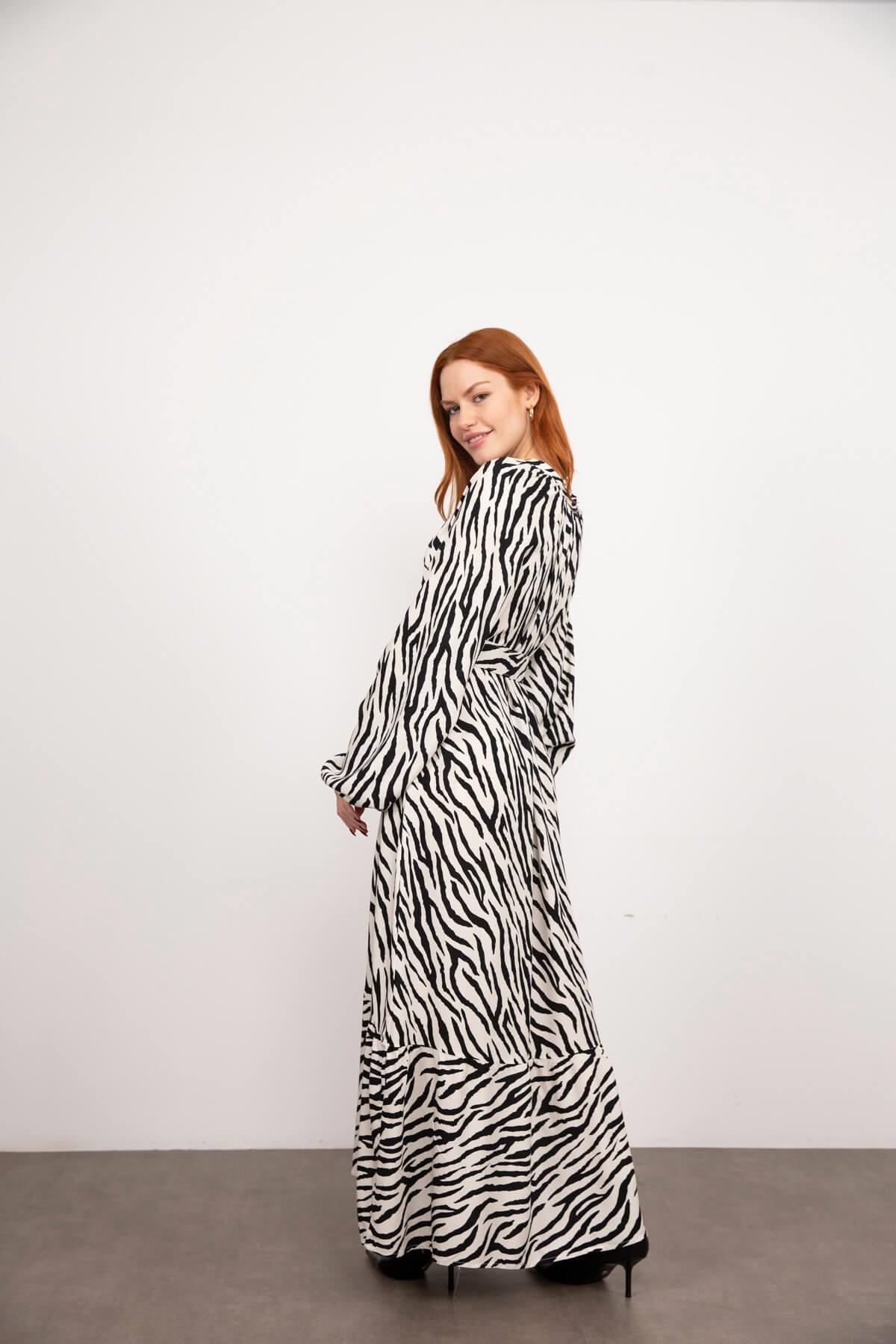 Zebra Desen Kuşaklı Fırfırlı Elbise