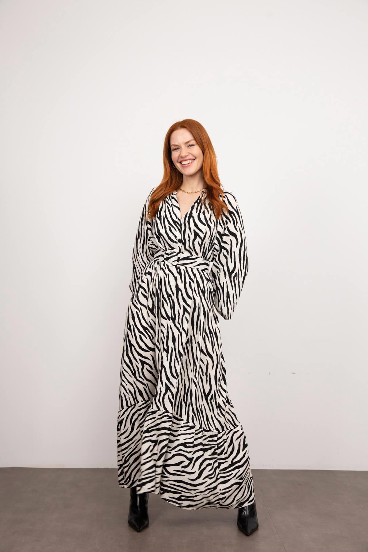 Zebra Desen Kuşaklı Fırfırlı Elbise