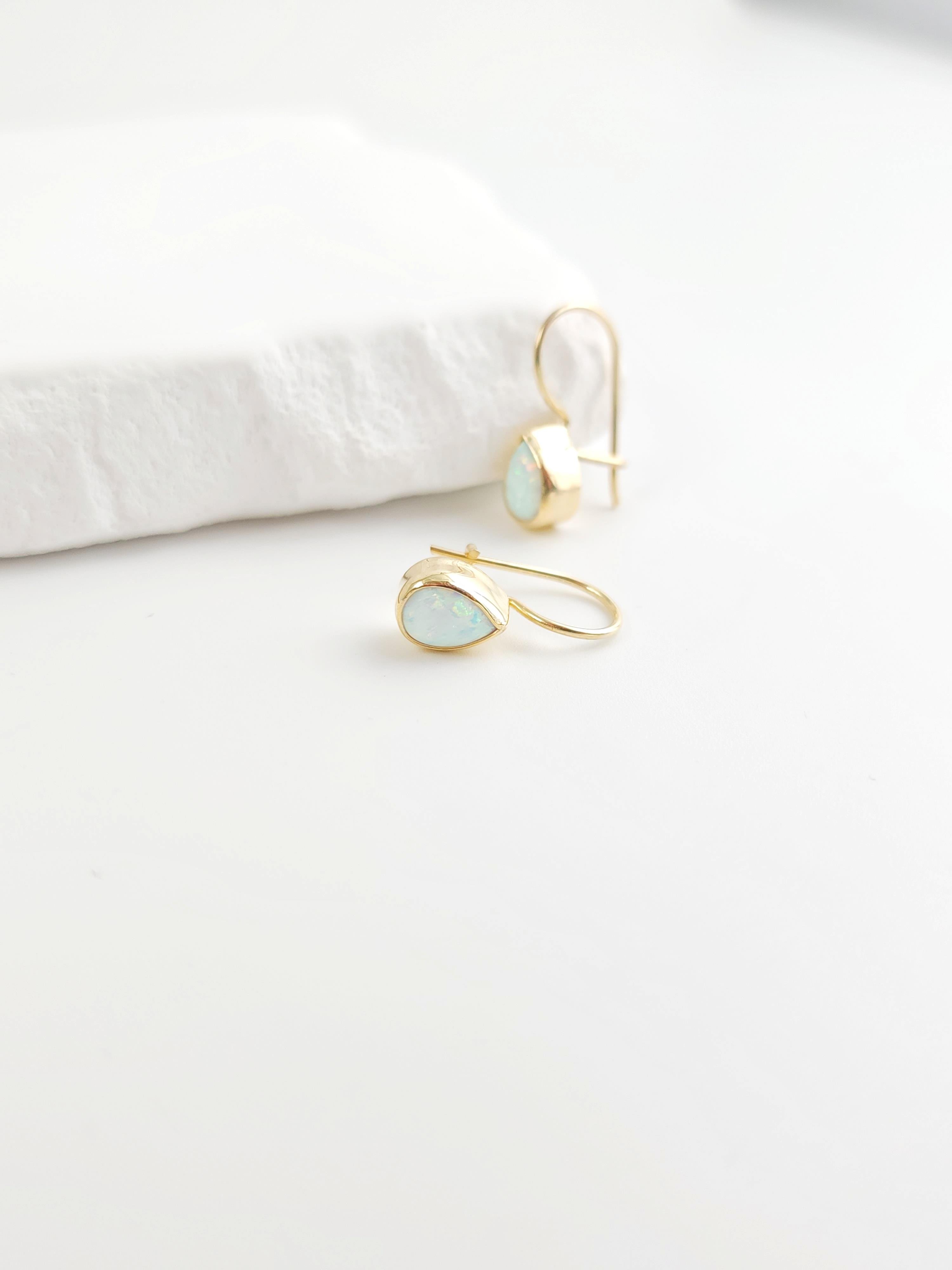 Damla Opal Küpe