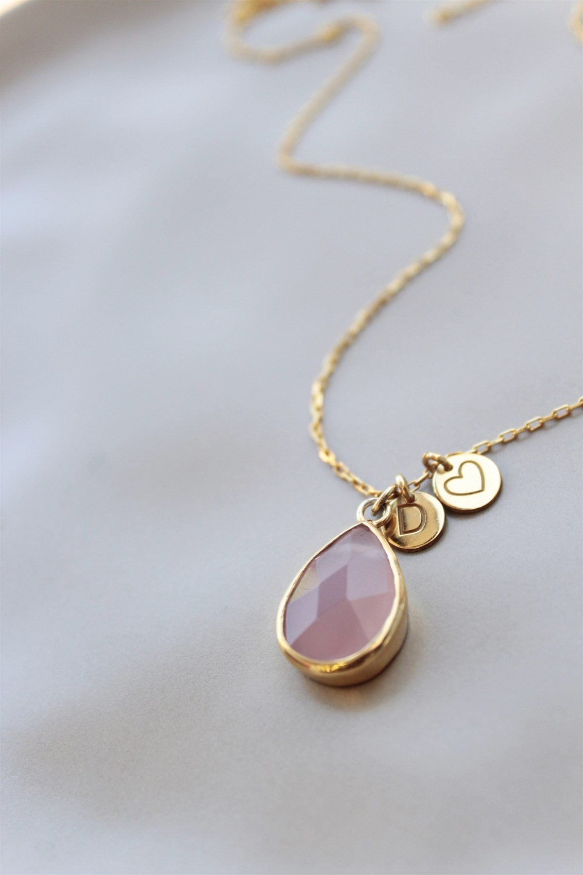 Doğal Taş Harf Kalp Kolye