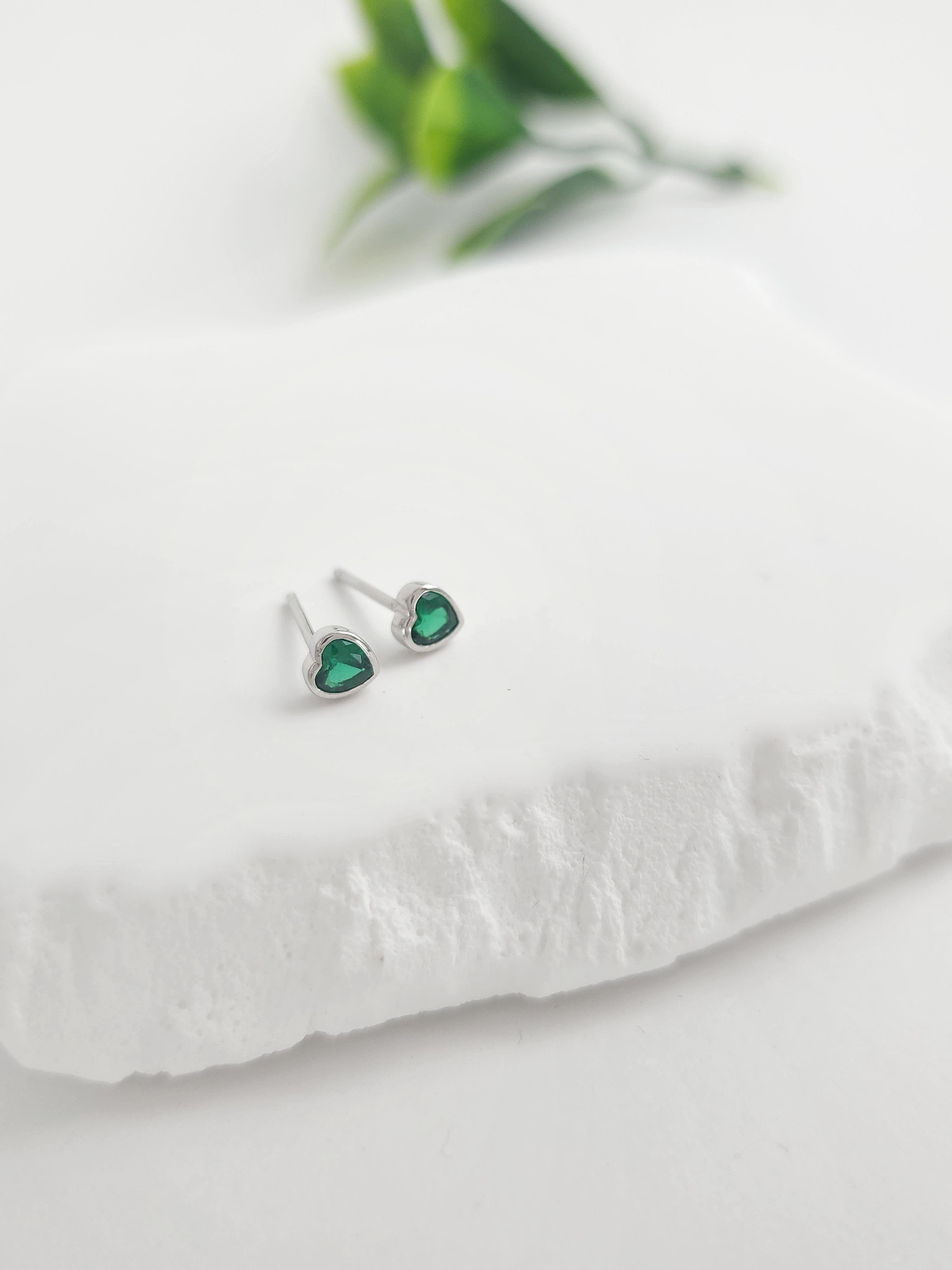 Doğal Taş Kalp Küpe