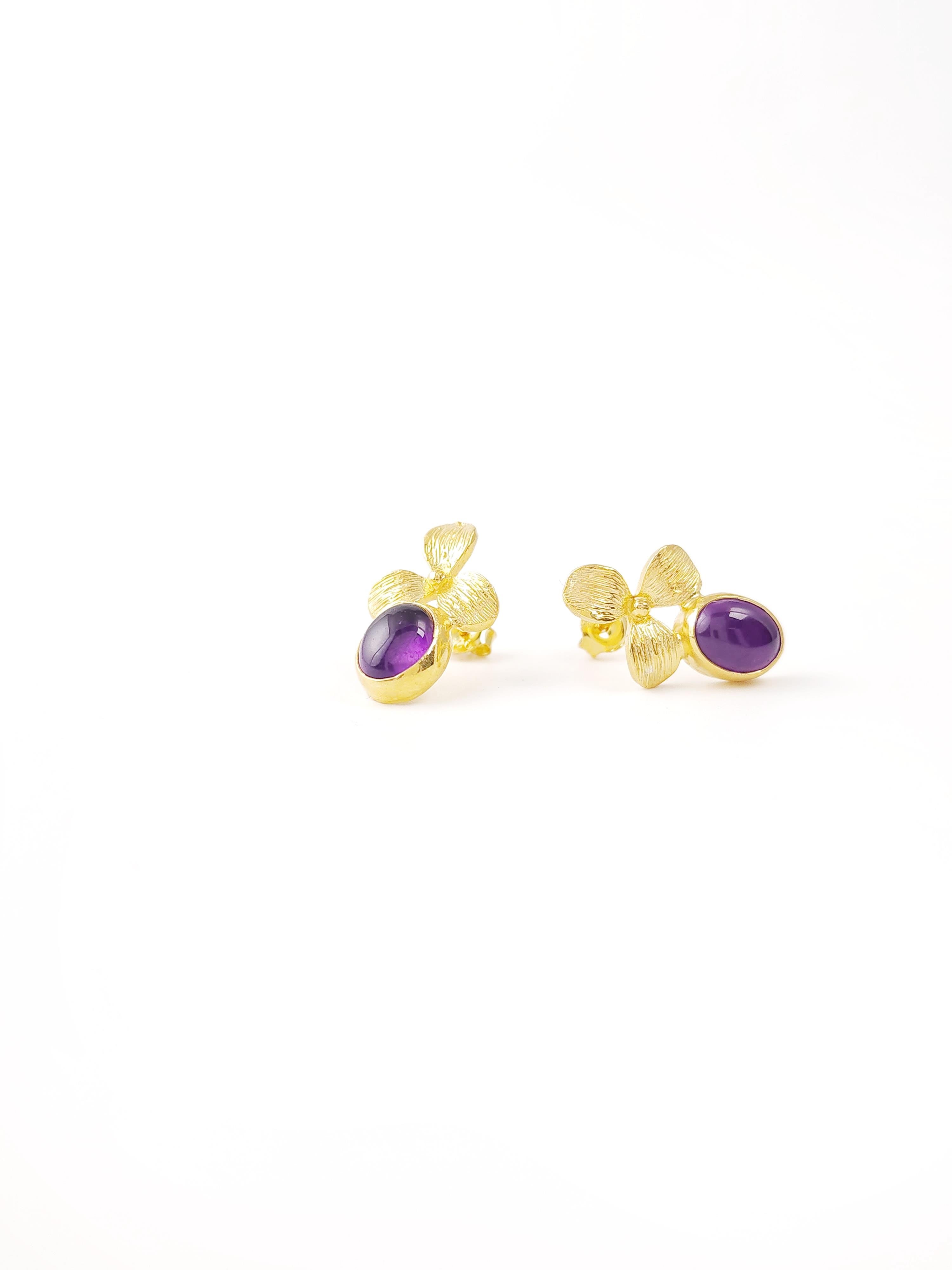 Doğaltaş Yonca Küpe