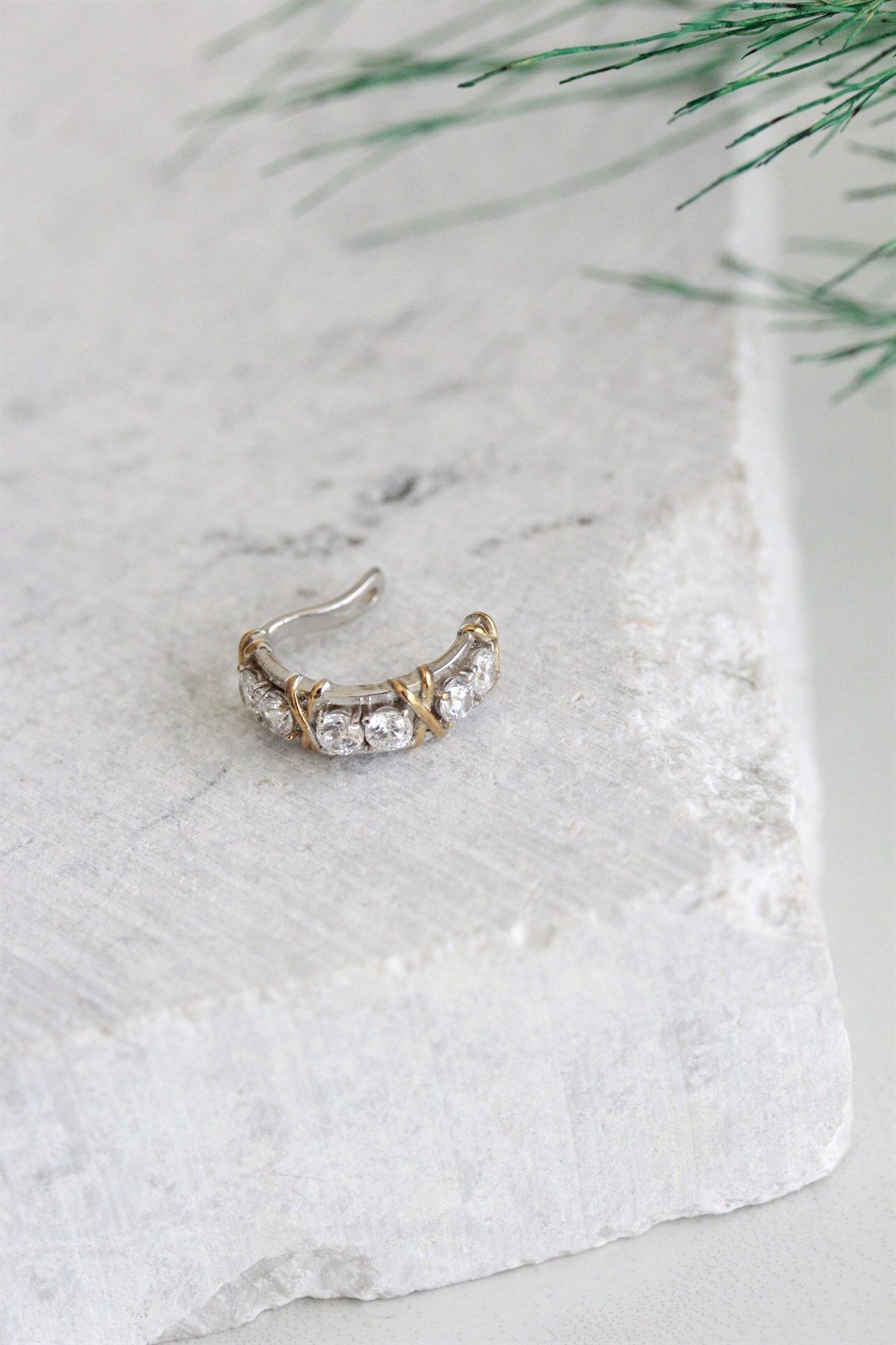 Doğaş Taş Kıkırdak Küpe