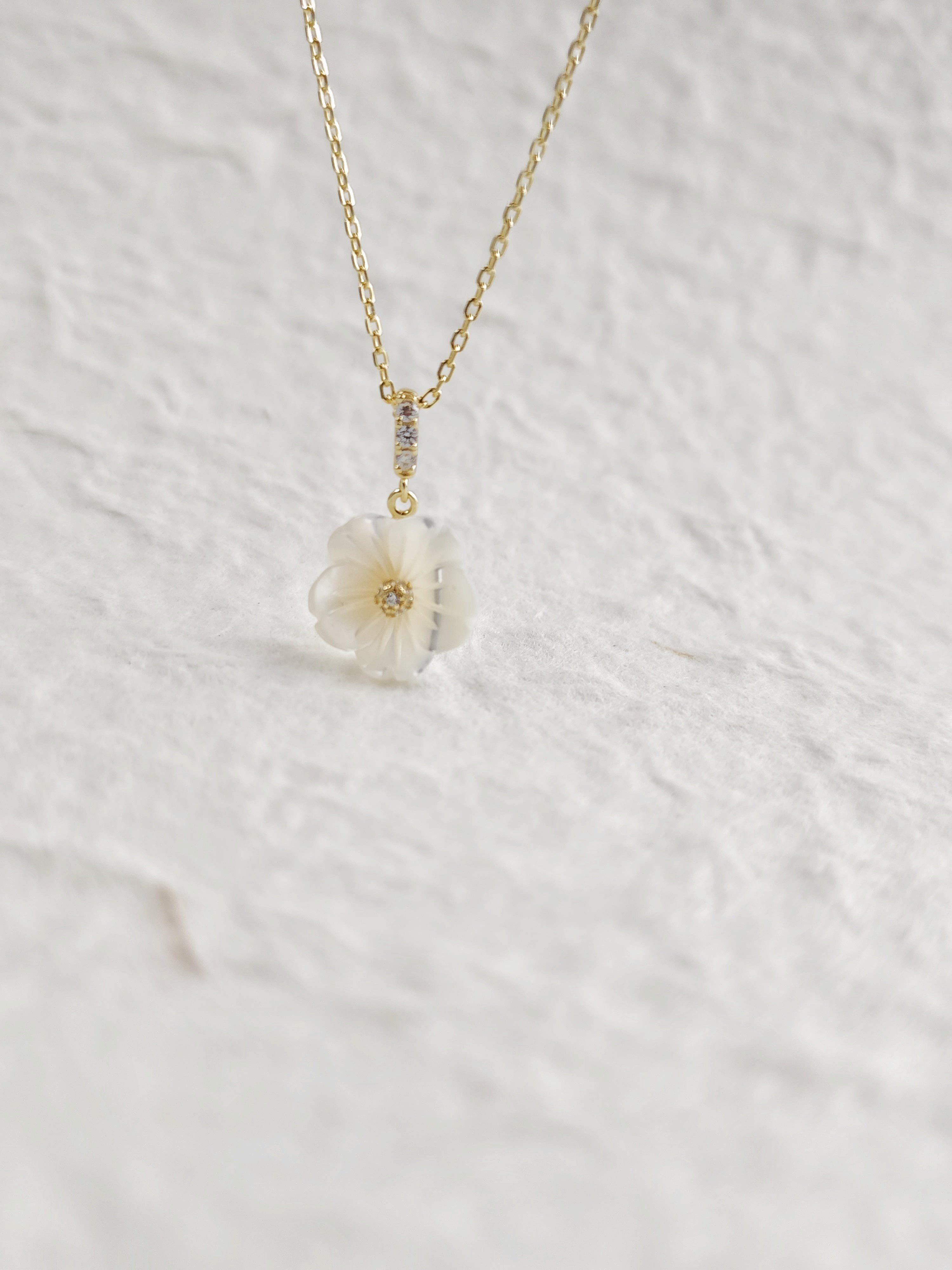 Flower Sedef Kolye