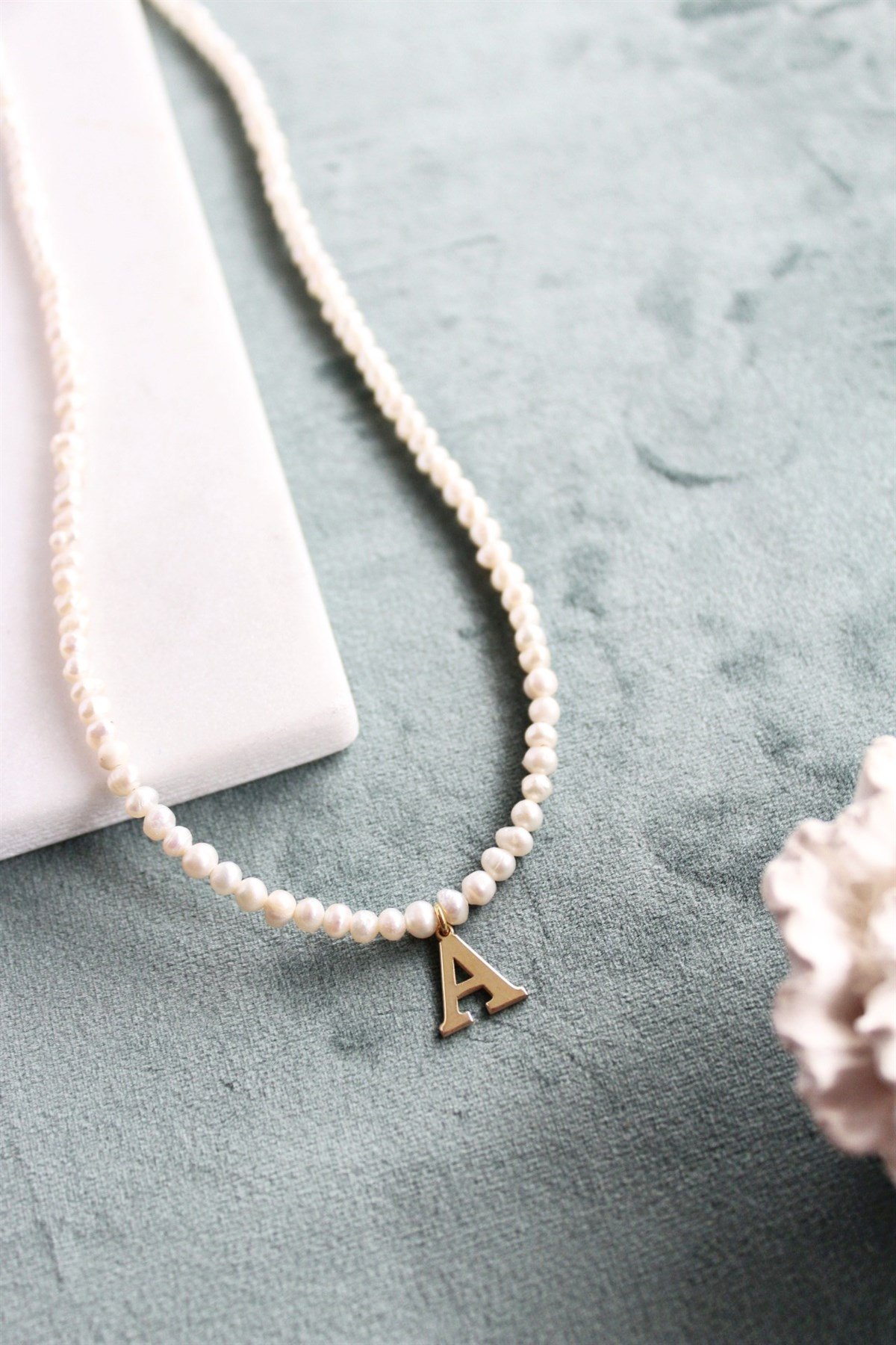 İnci Harf Kolye ( 50cm )