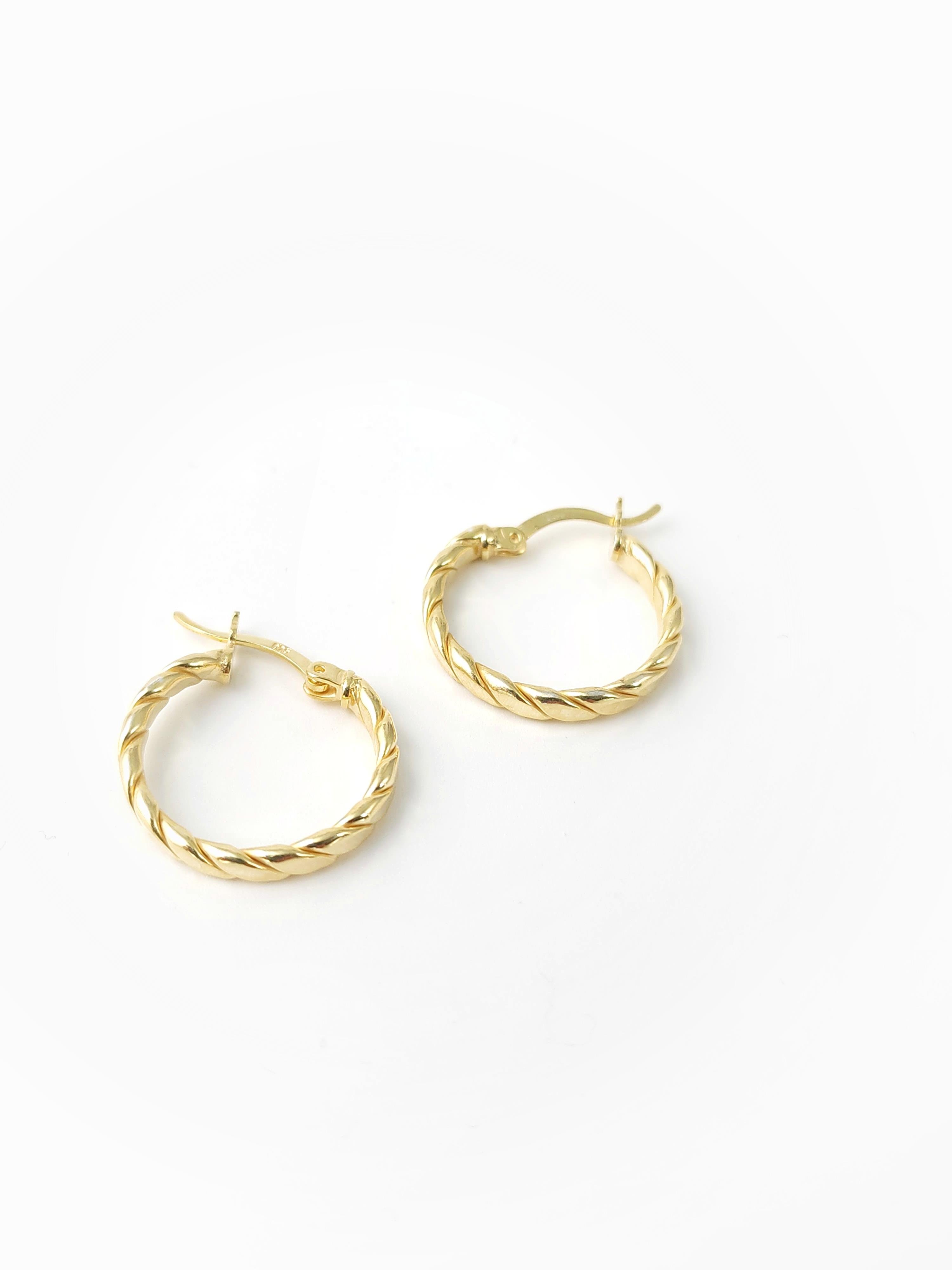 İtalyan Burgu Halka Küpe