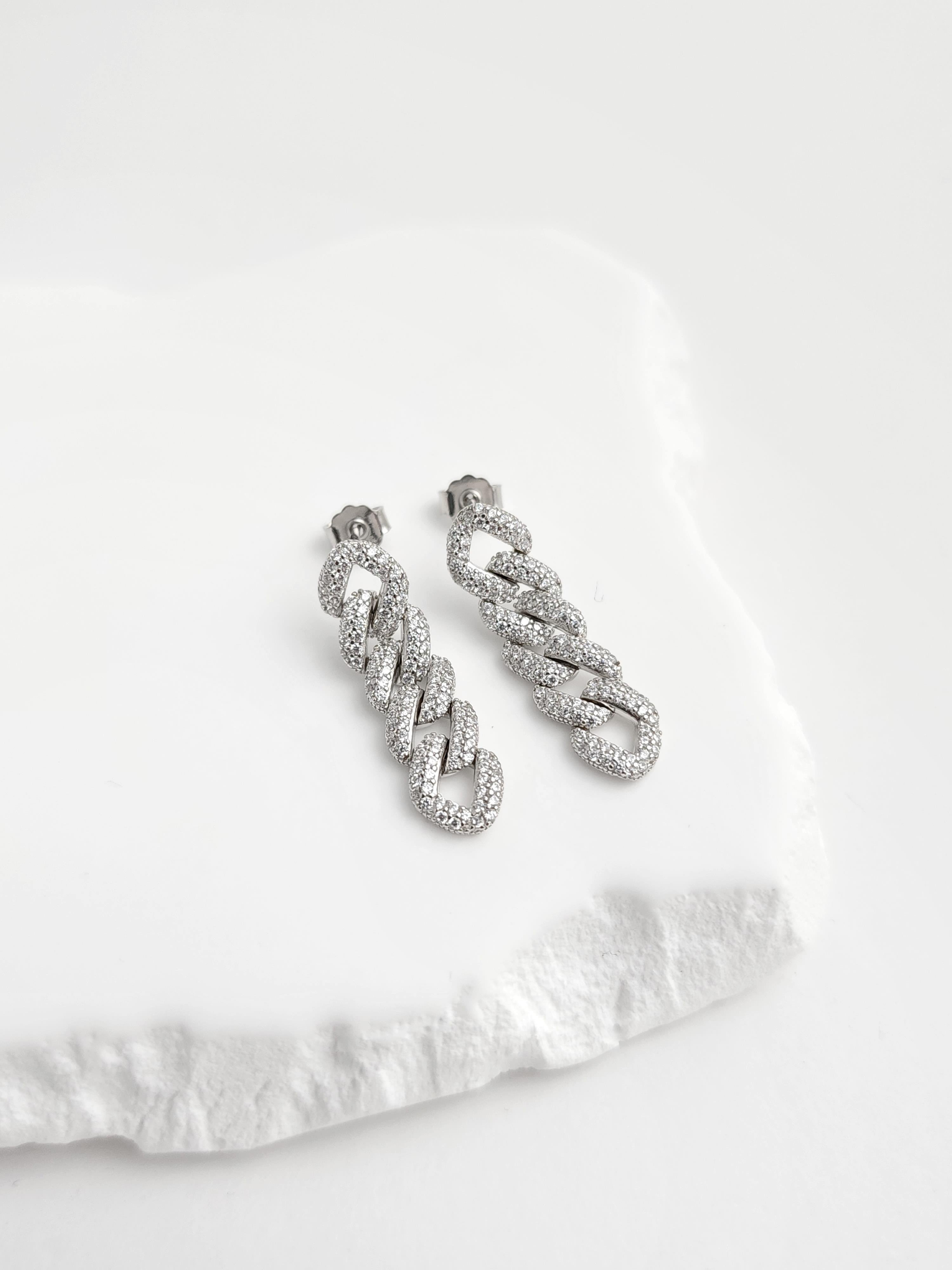 İtalyan Chain Küpe