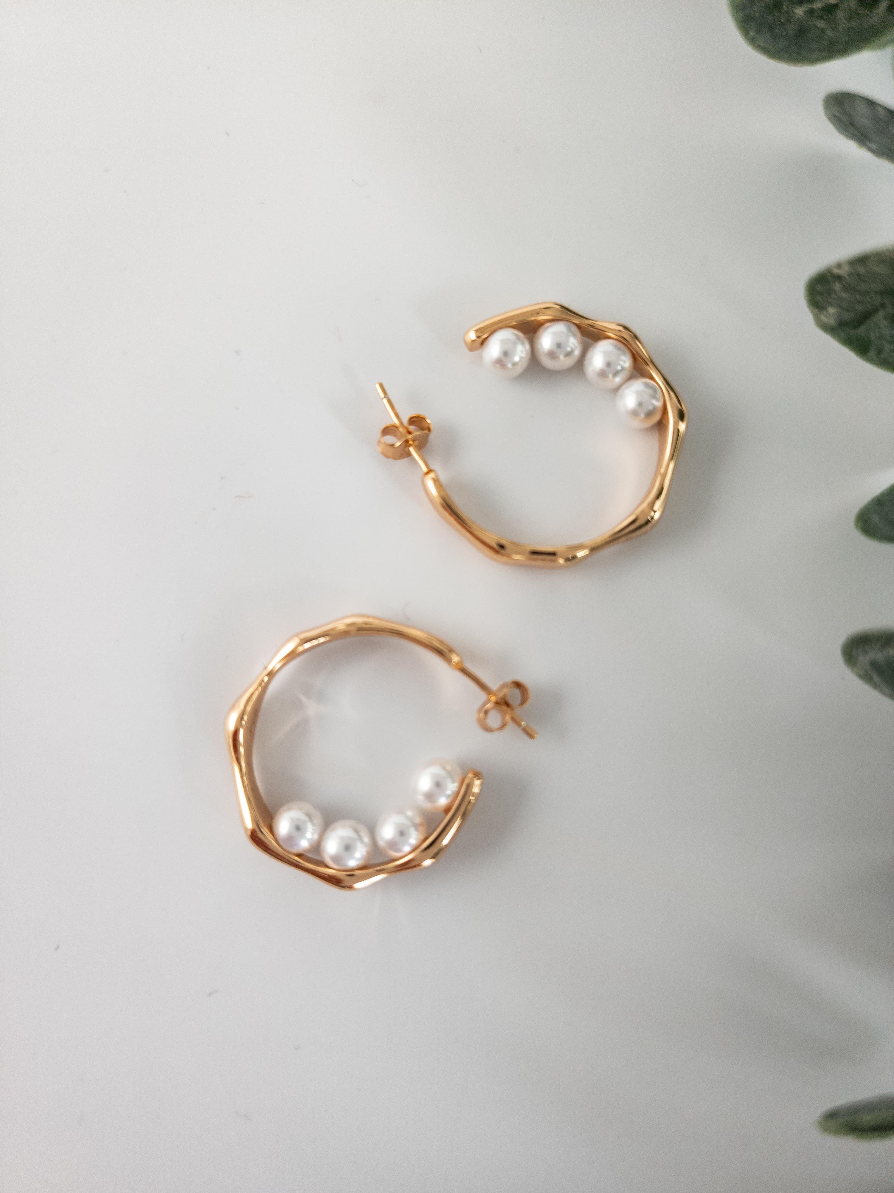 İtalyan İnci Kemik Küpe