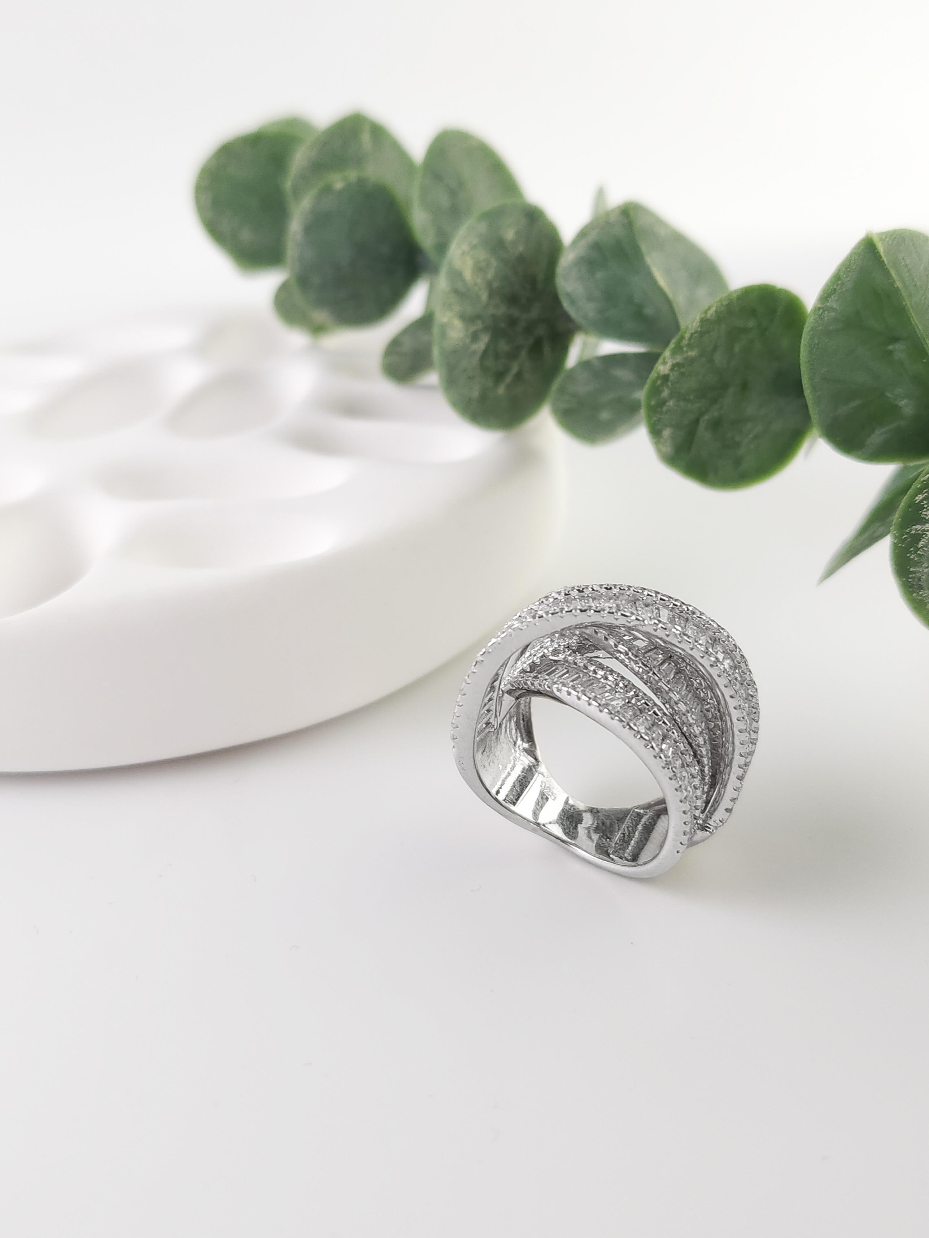 İtalyan Tasarım Yüzük