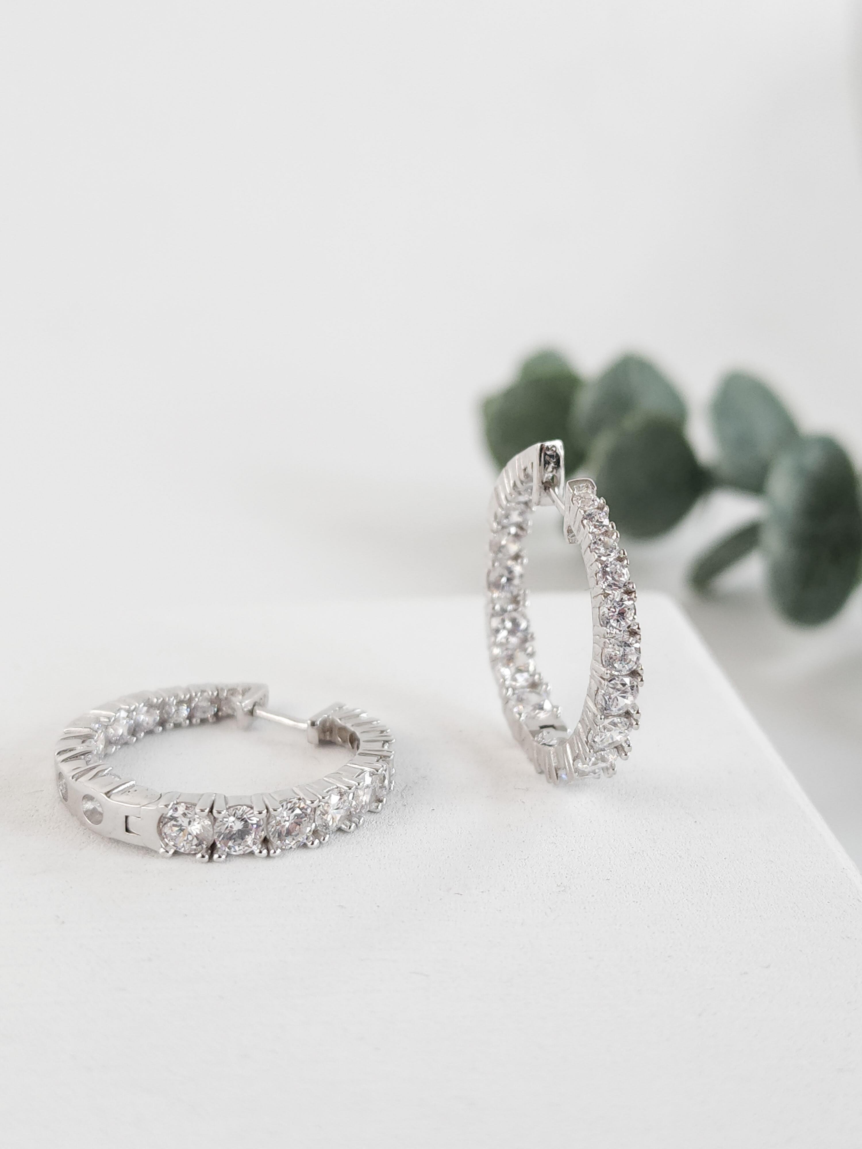 İtalyan Zircon Tasarım Küpe