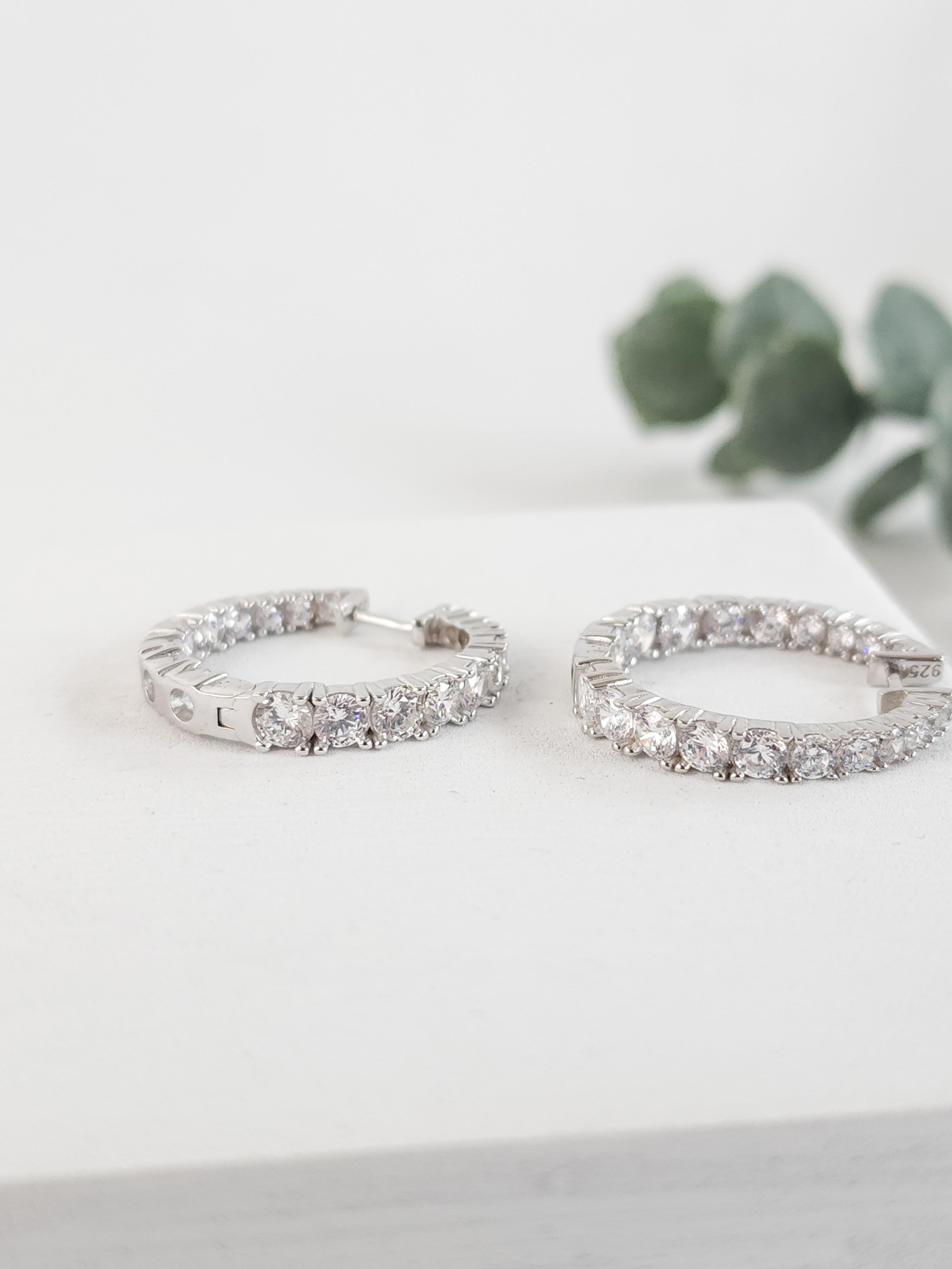 İtalyan Zircon Tasarım Küpe