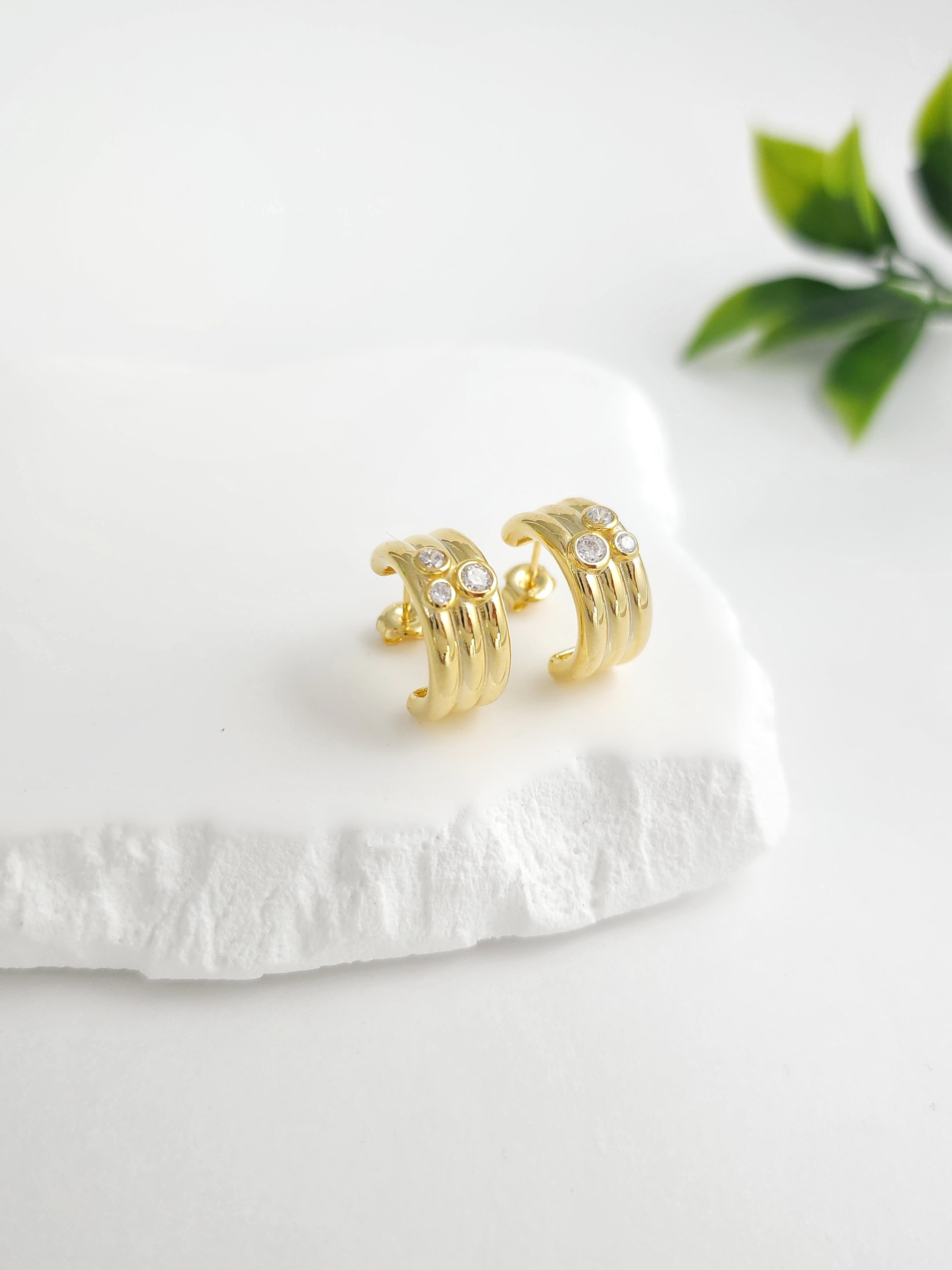 İtalyan Zirkon Çivi Küpe