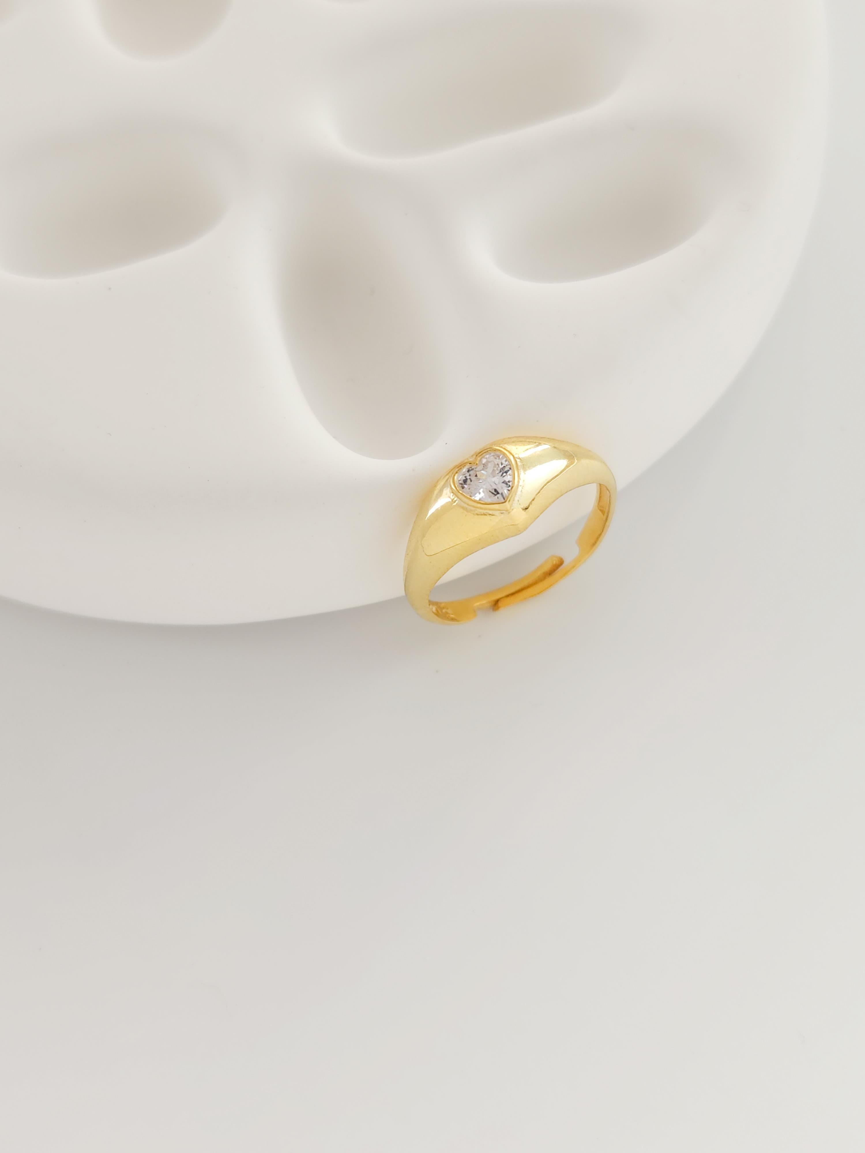 İtalyan Zirkon Kalp Yüzük