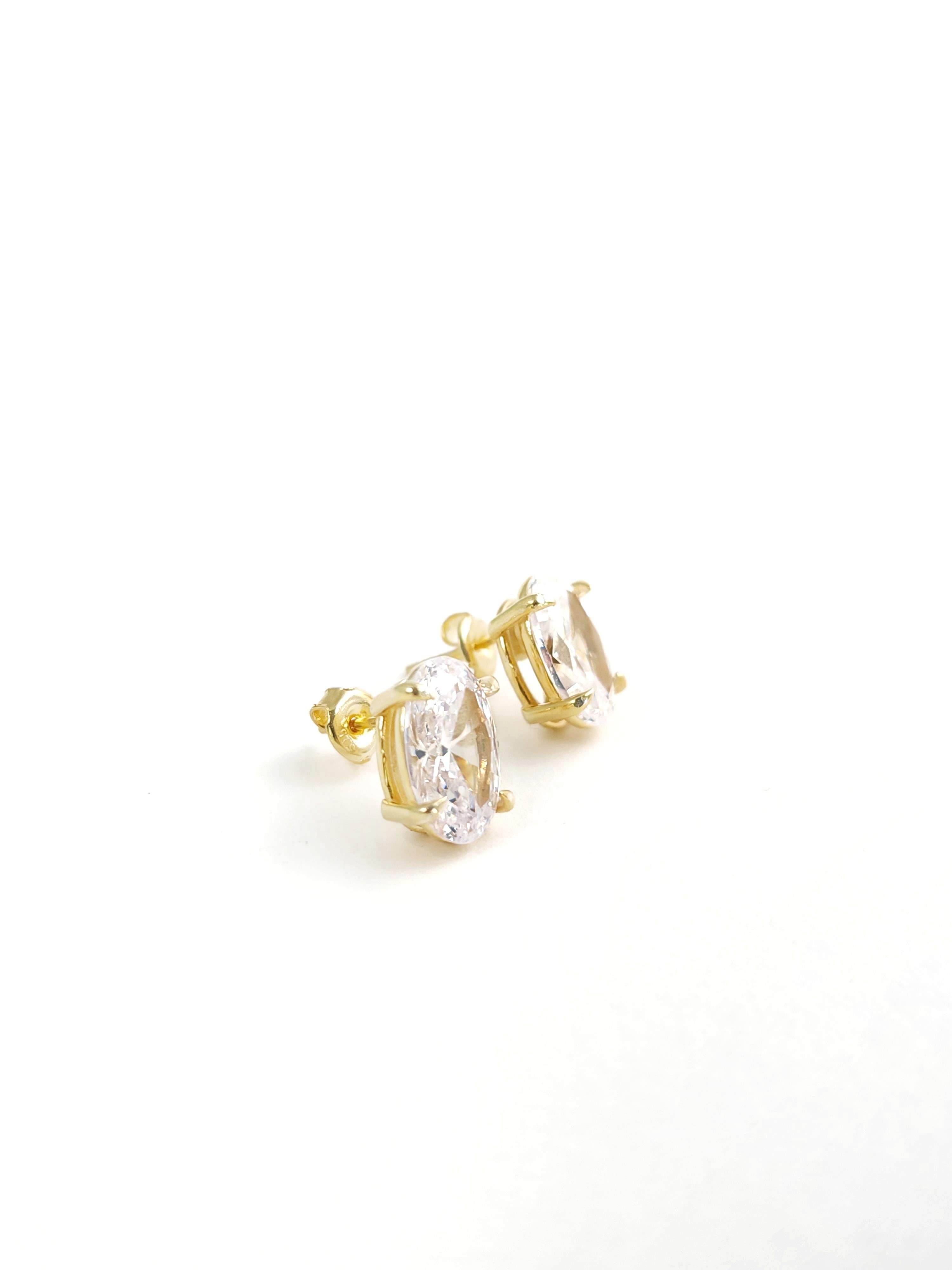 İtalyan Zirkon Tektaş Küpe