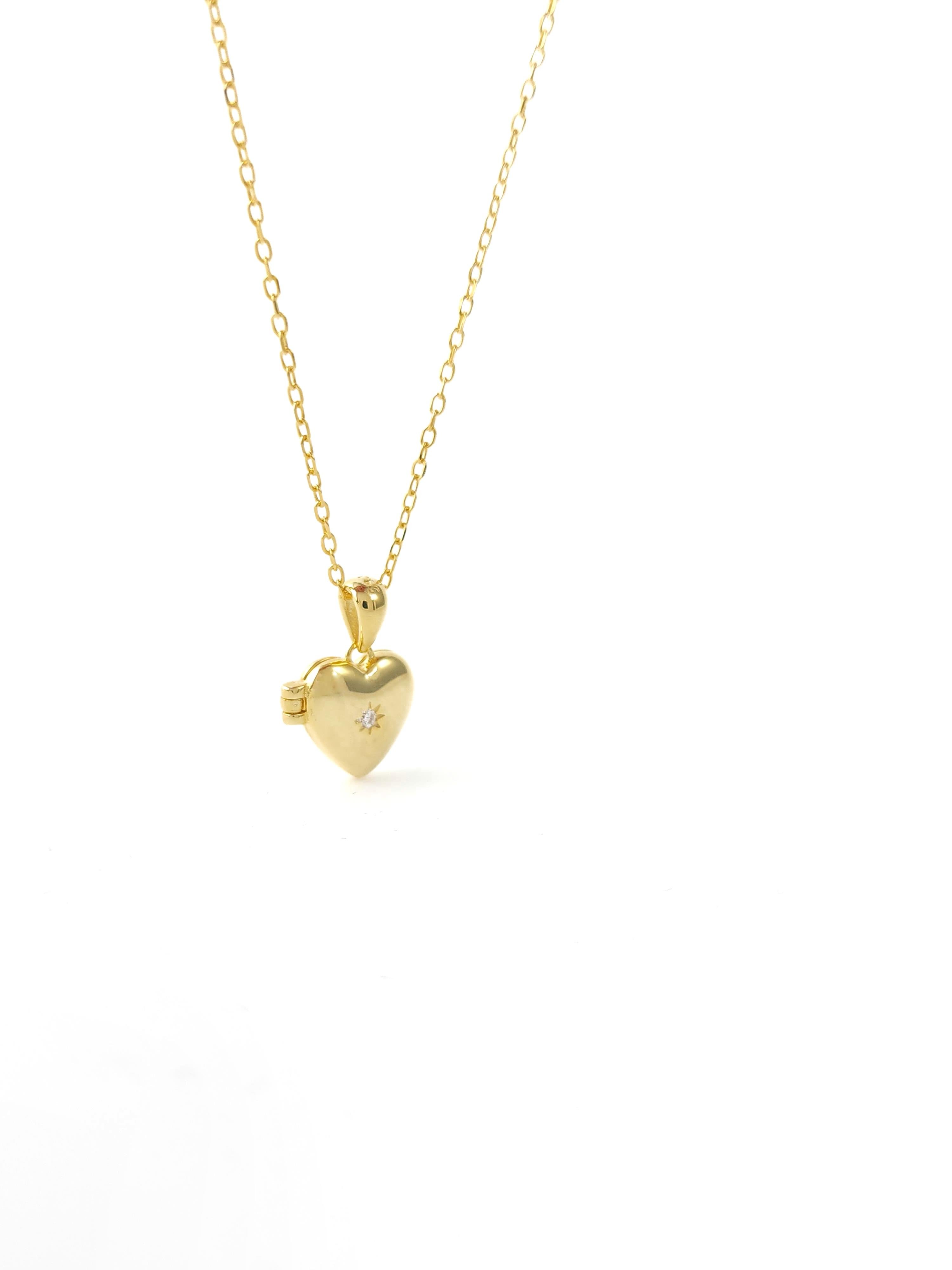 Kapaklı Minimal Kalp Kolye