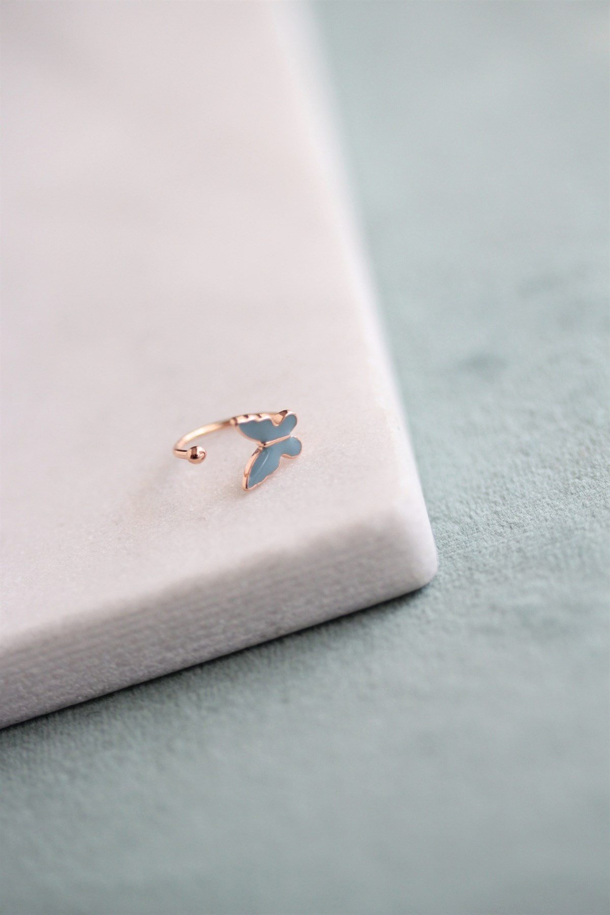 Kelebek Kıkırdak Küpe