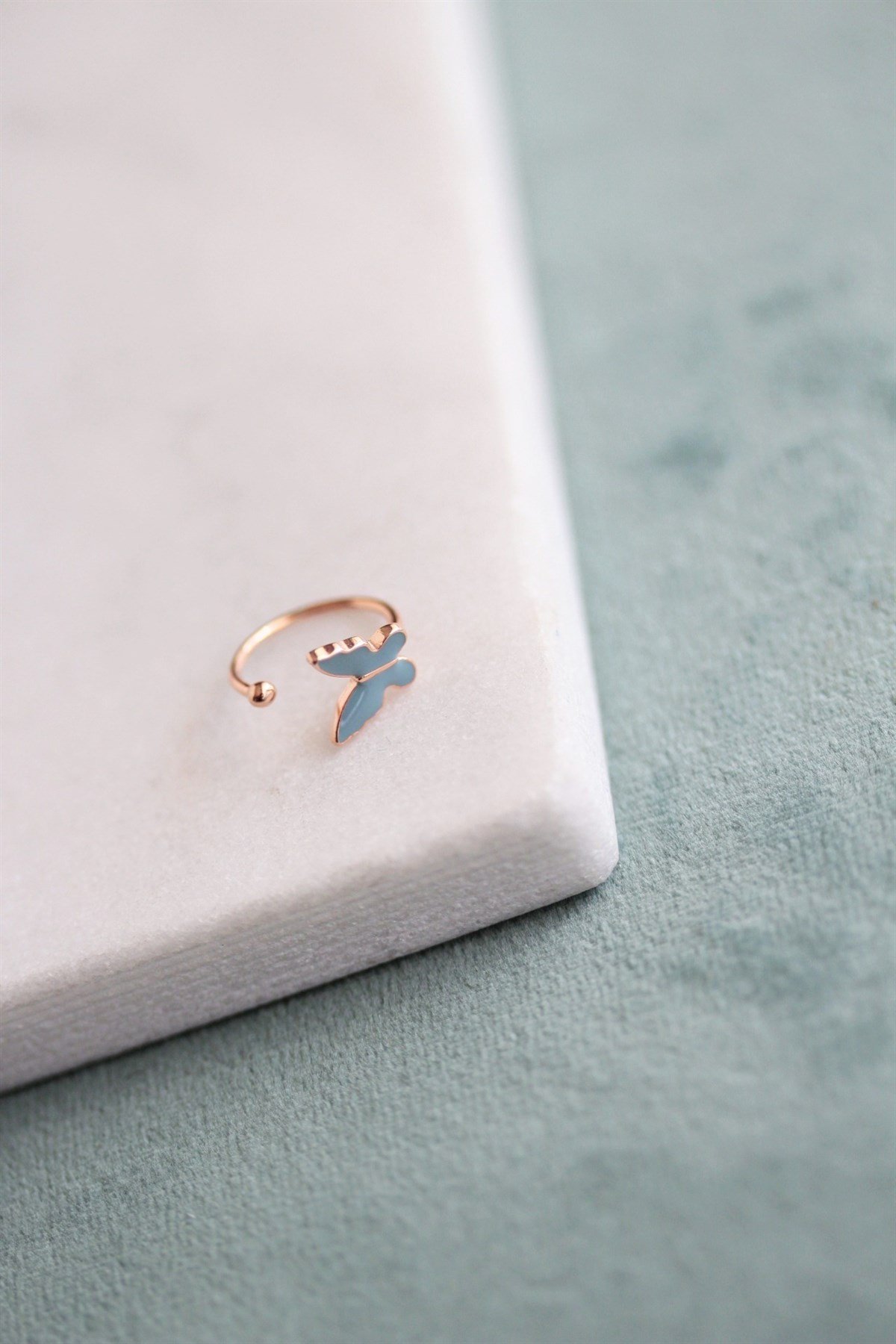 Kelebek Kıkırdak Küpe