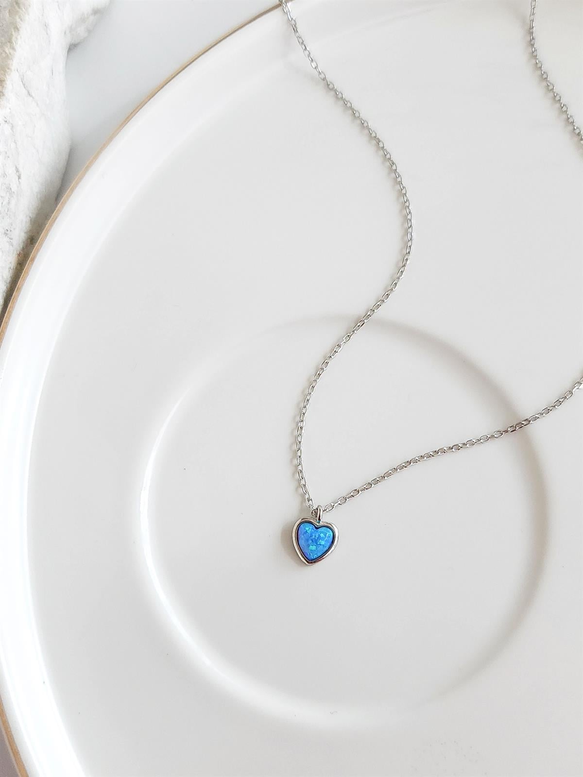 Opal Kalp Kolye