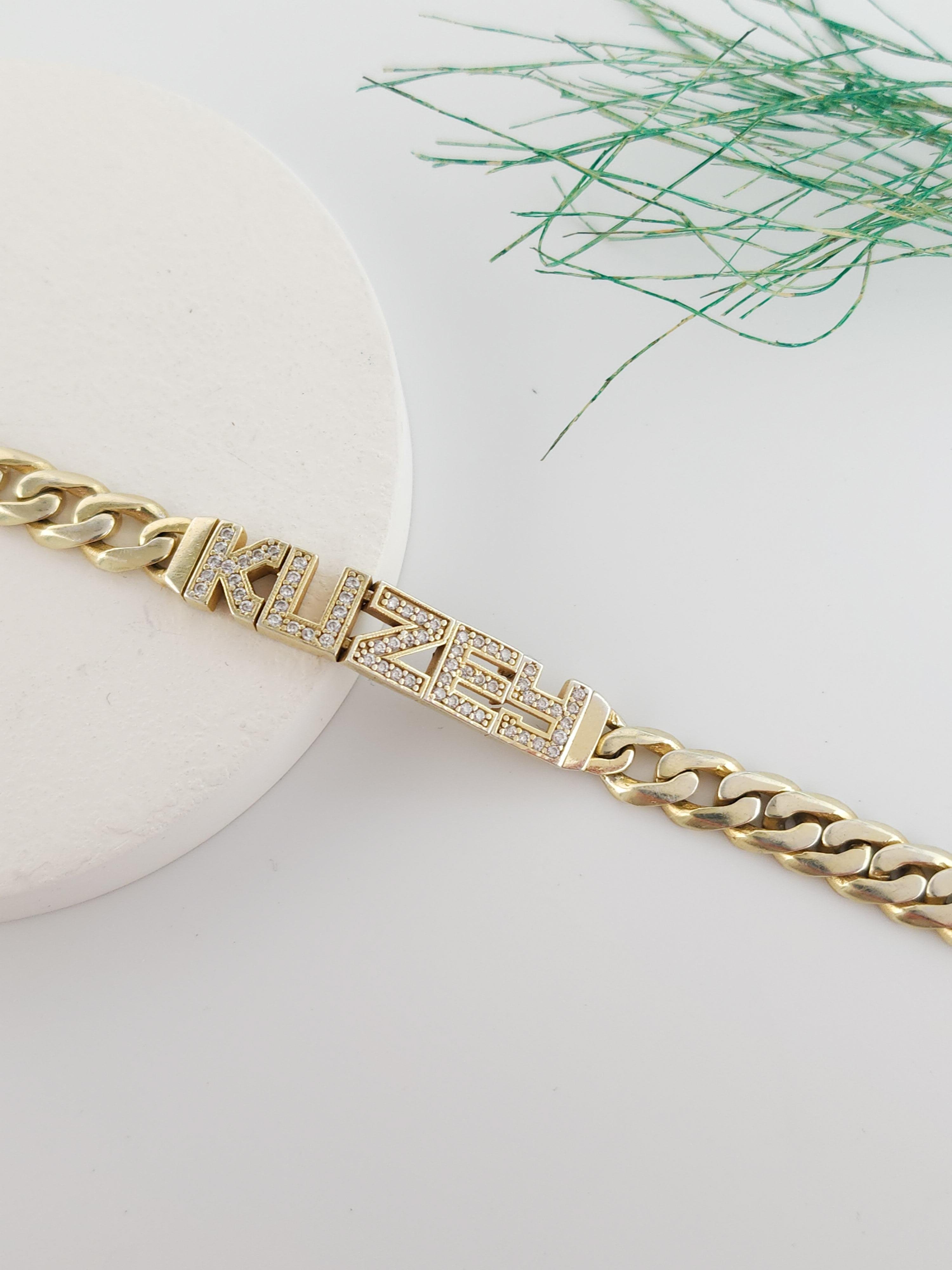 Oynar Harf İsim Bileklik ( 6 - 9 Harf )