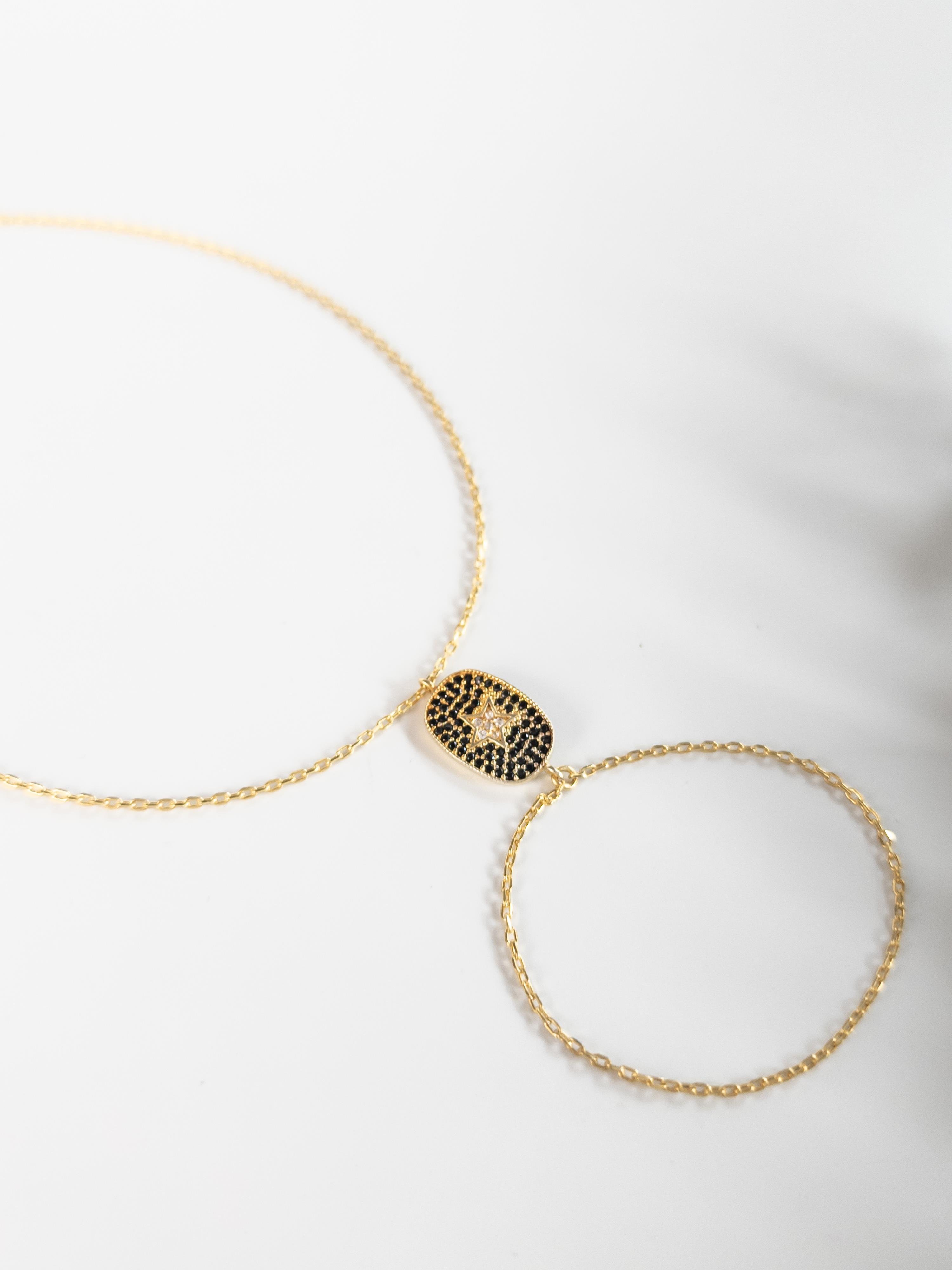 Siyah Zirkon Yıldız Şahmeran