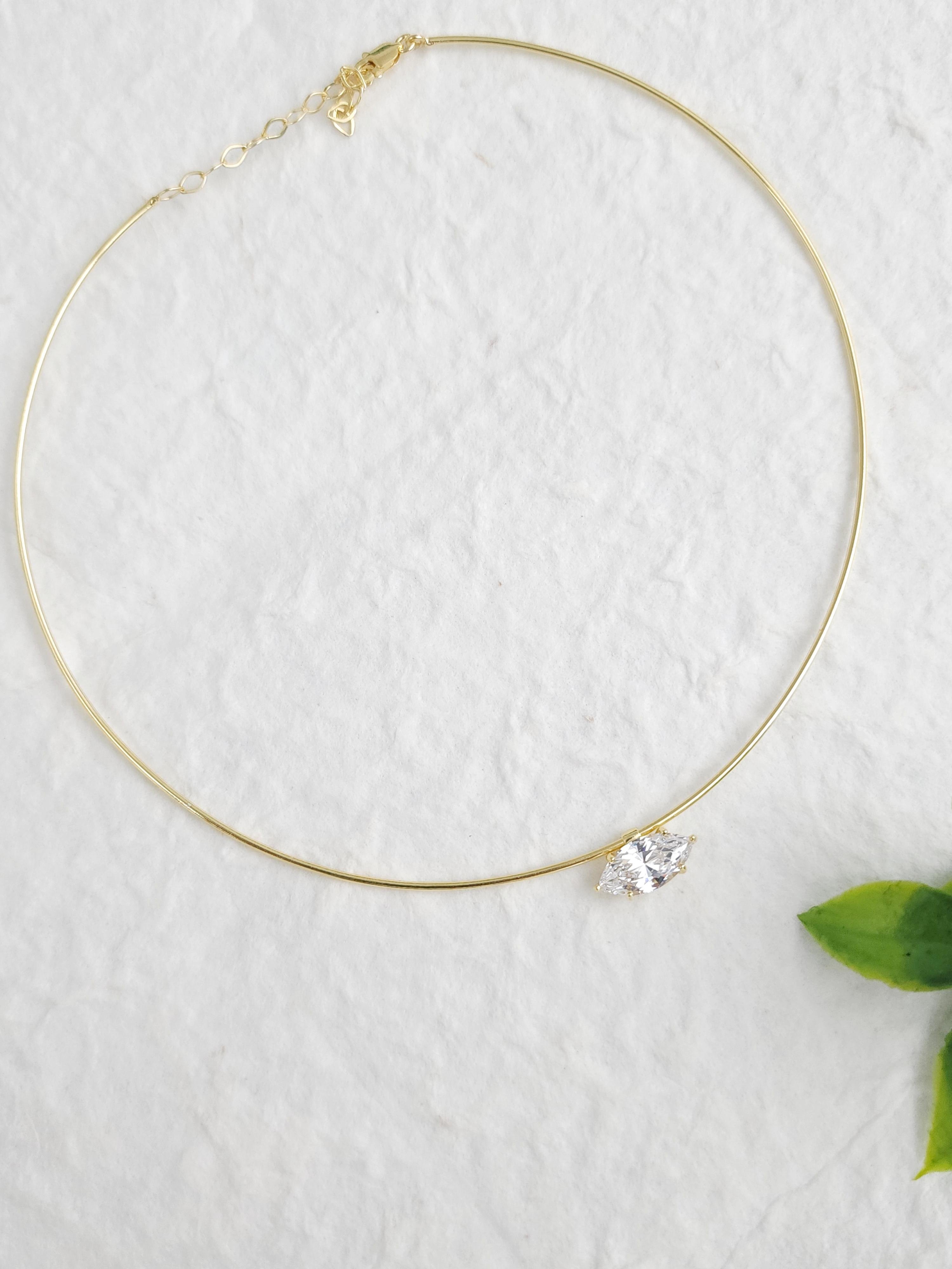 Tasarım Sert Tektaş Choker Kolye