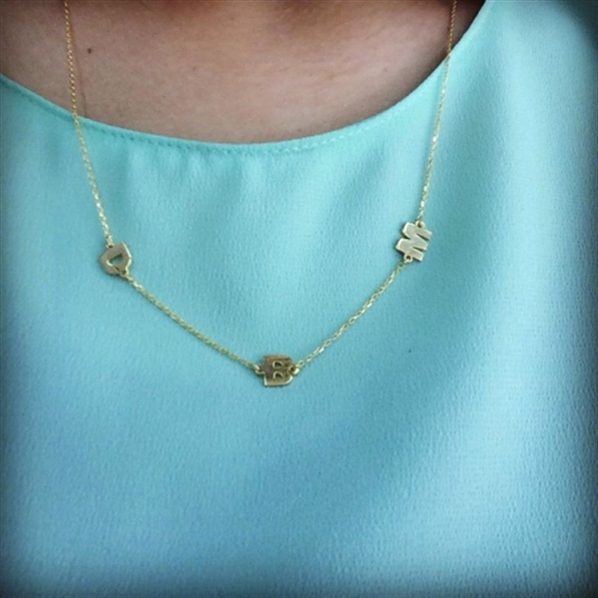 Üç Harf Kolye