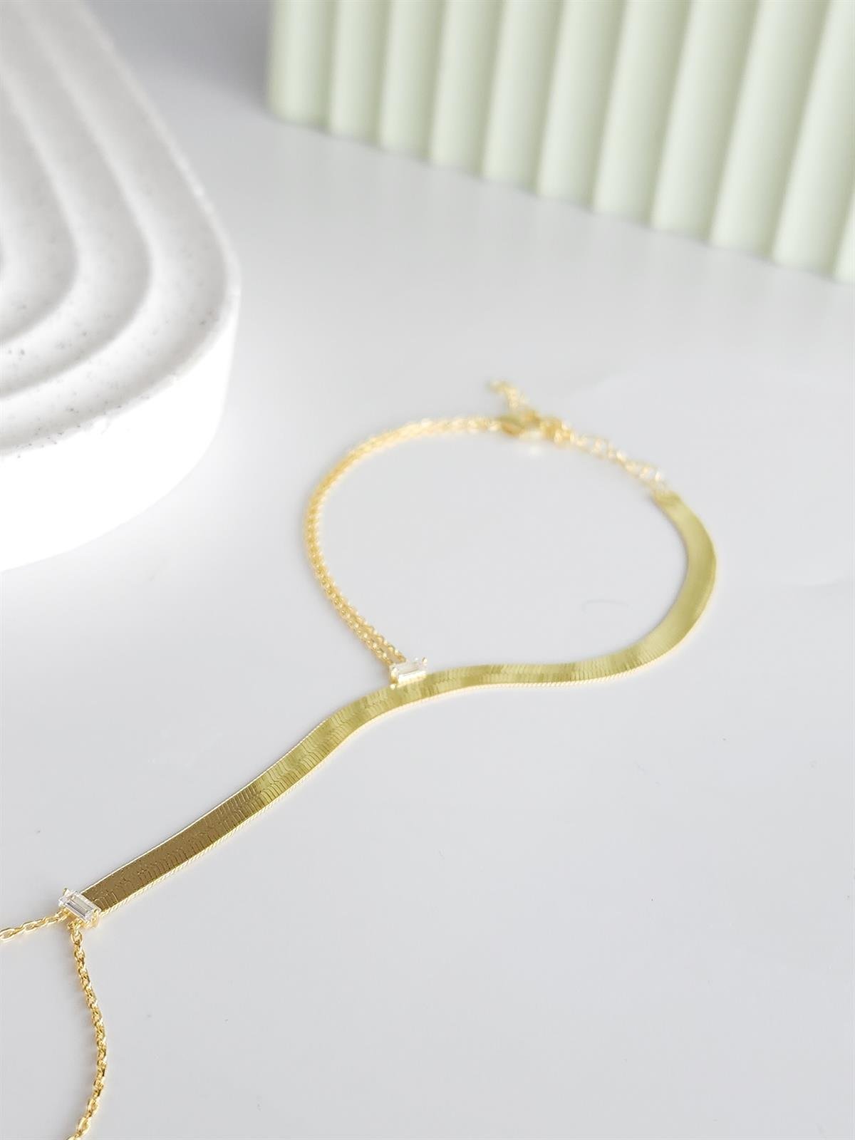 Yassı Zincir Şahmeran