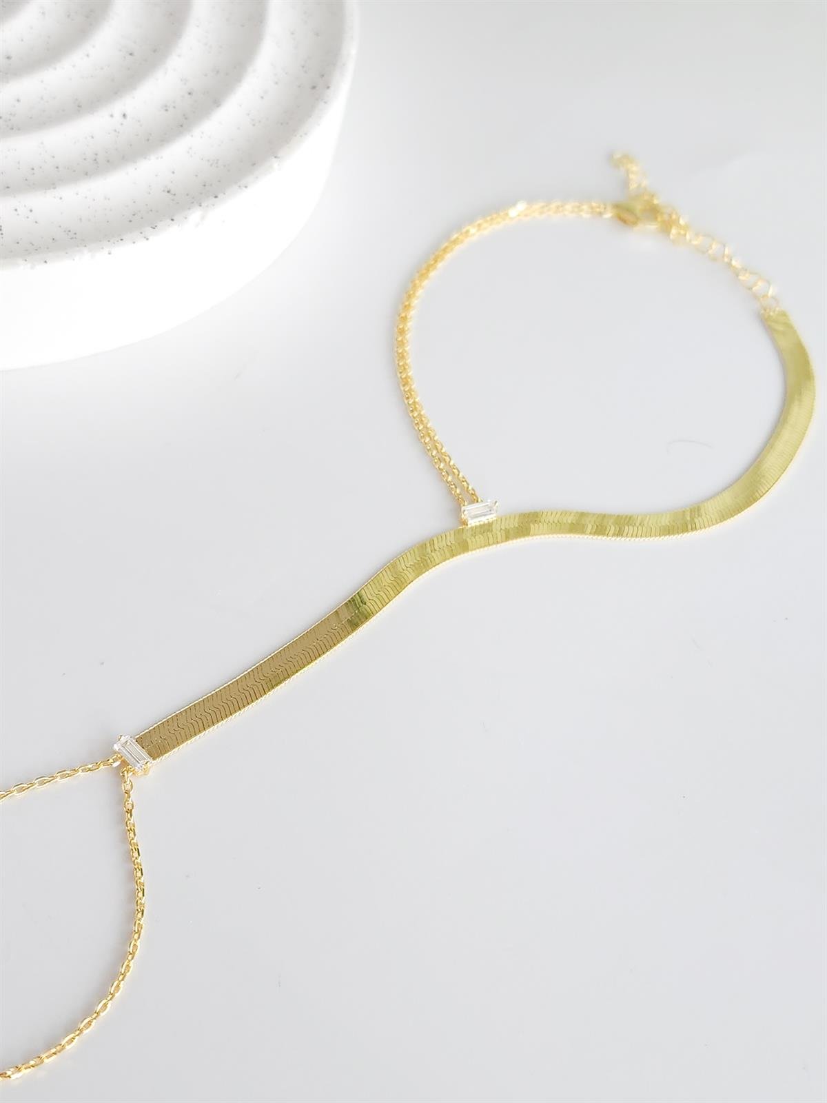 Yassı Zincir Şahmeran