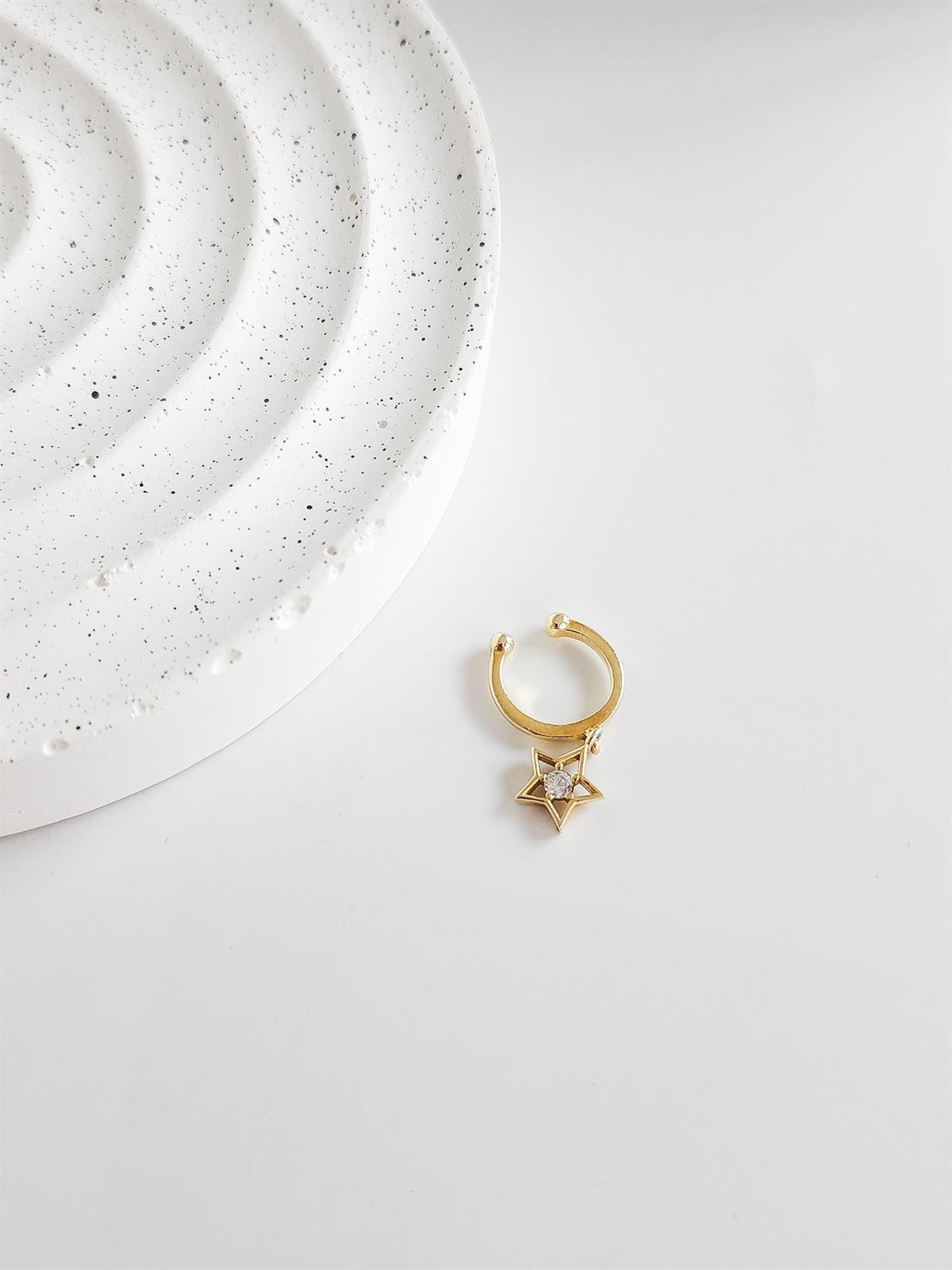 Yıldız Kıkırdak Küpe