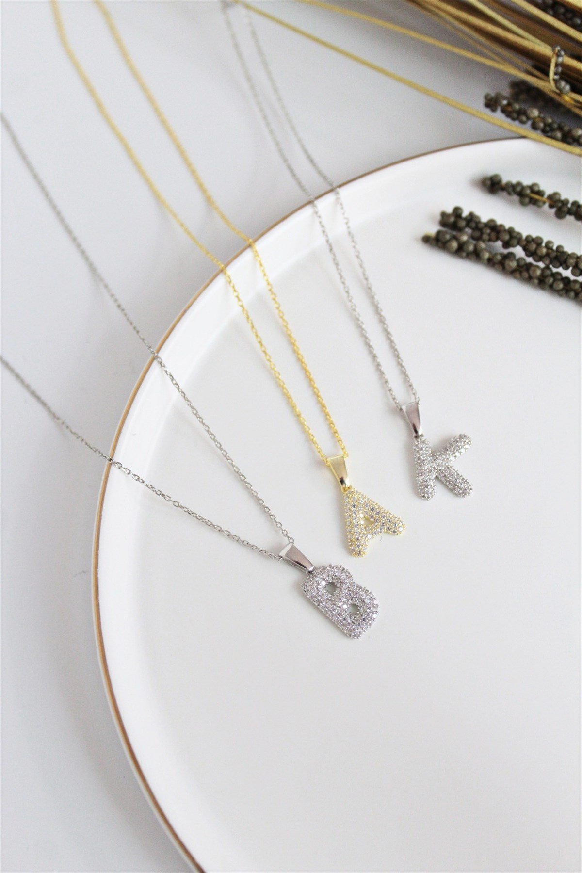 Zirkon Taş Harf Kolye