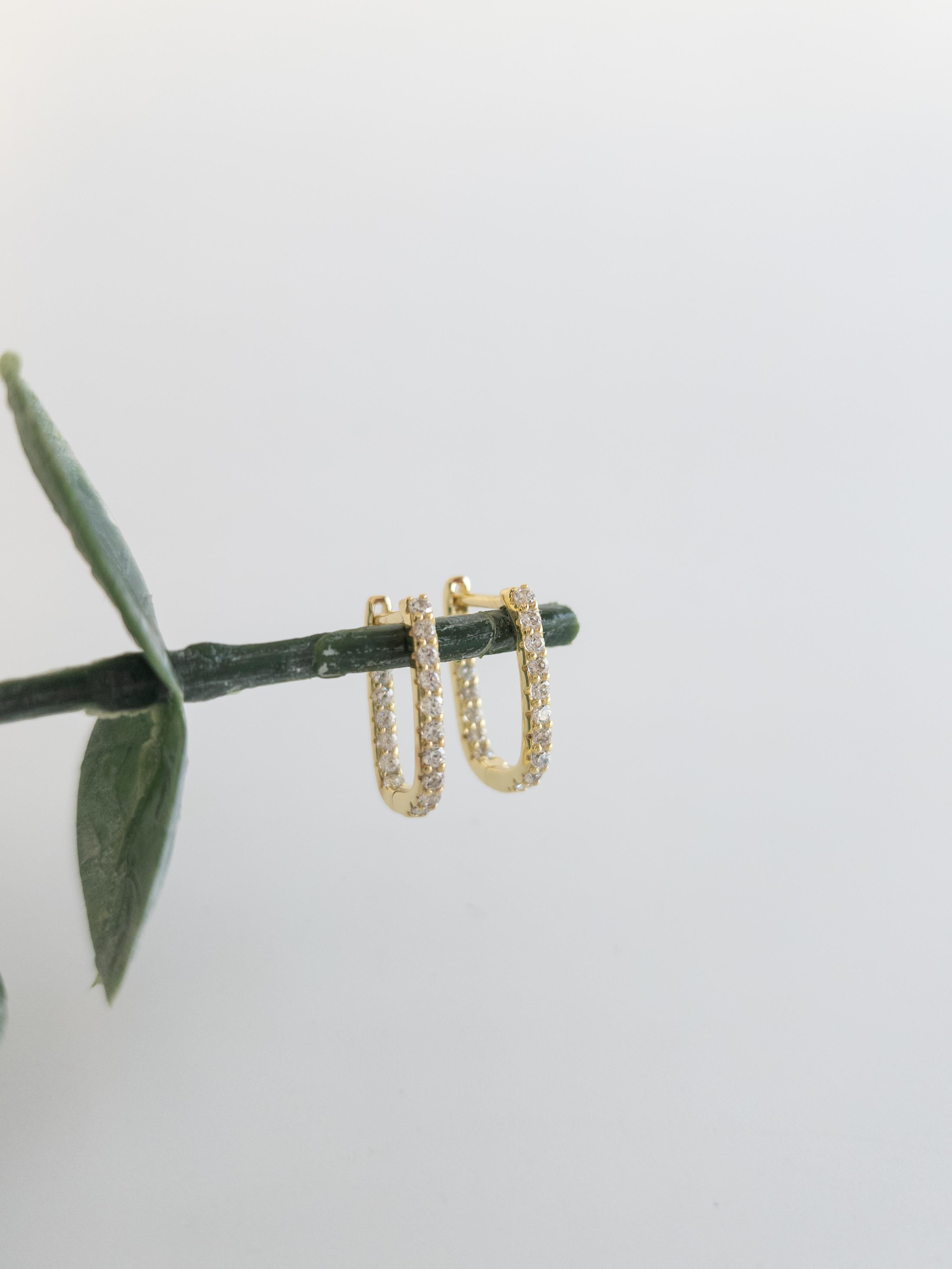 Zirkon U Halka Küpe