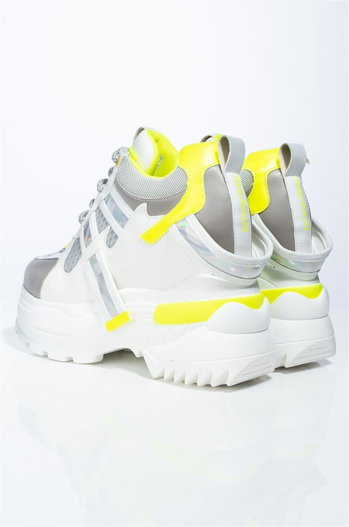 Neon-01 Bayan Spor Ayakkabı