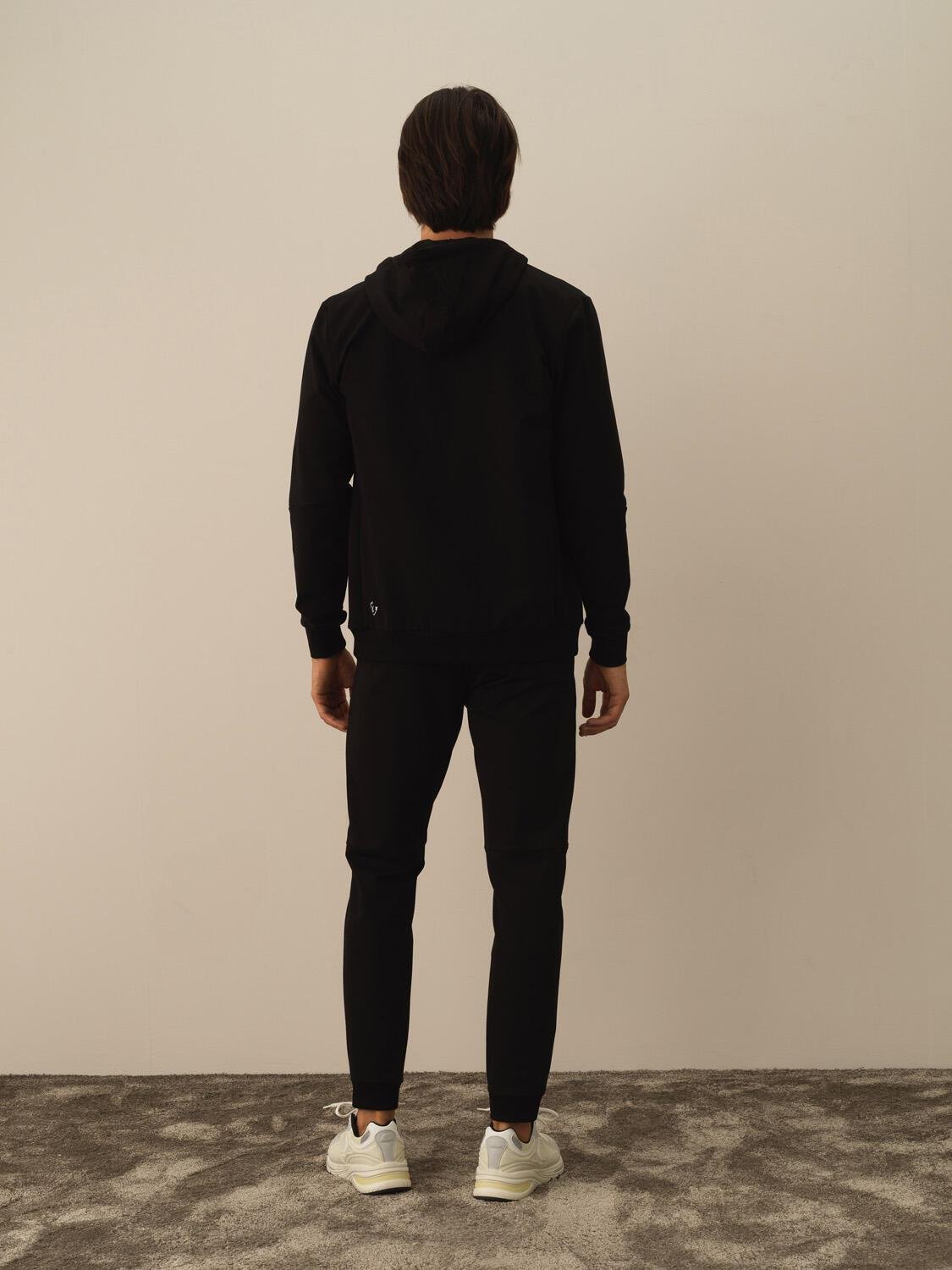 350168 SWEATMONT