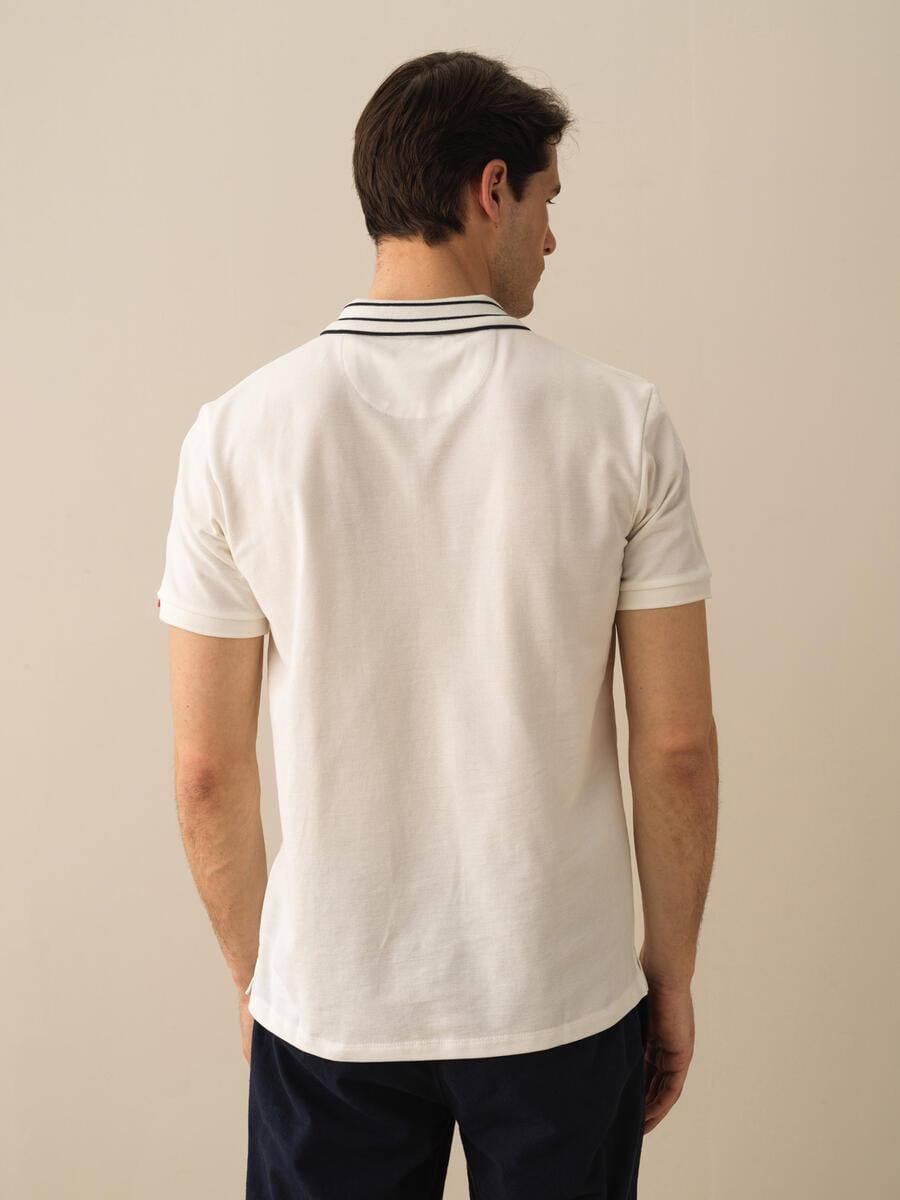 ÇİZGİLİ POLO YAKA T-SHIRT