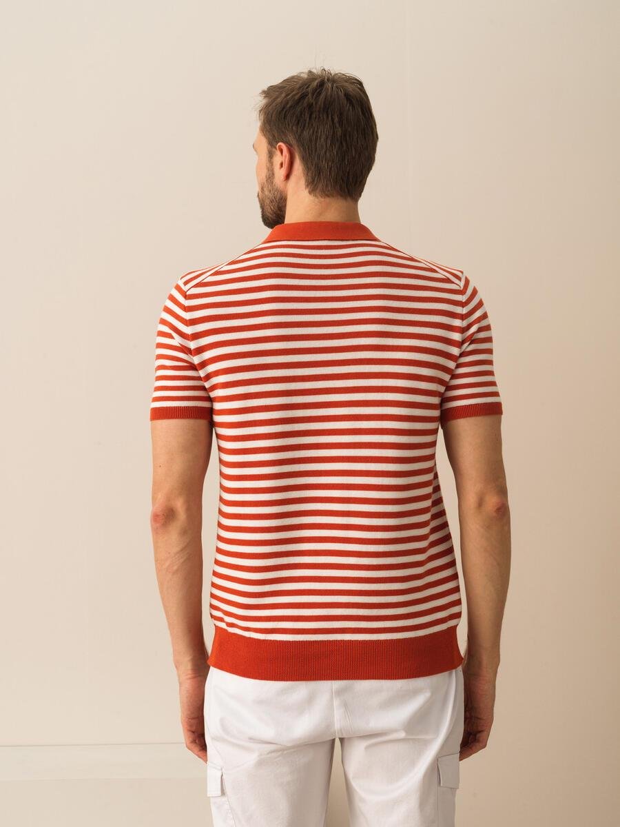 POLO YAKA ÇİZGİLİ T-SHIRT