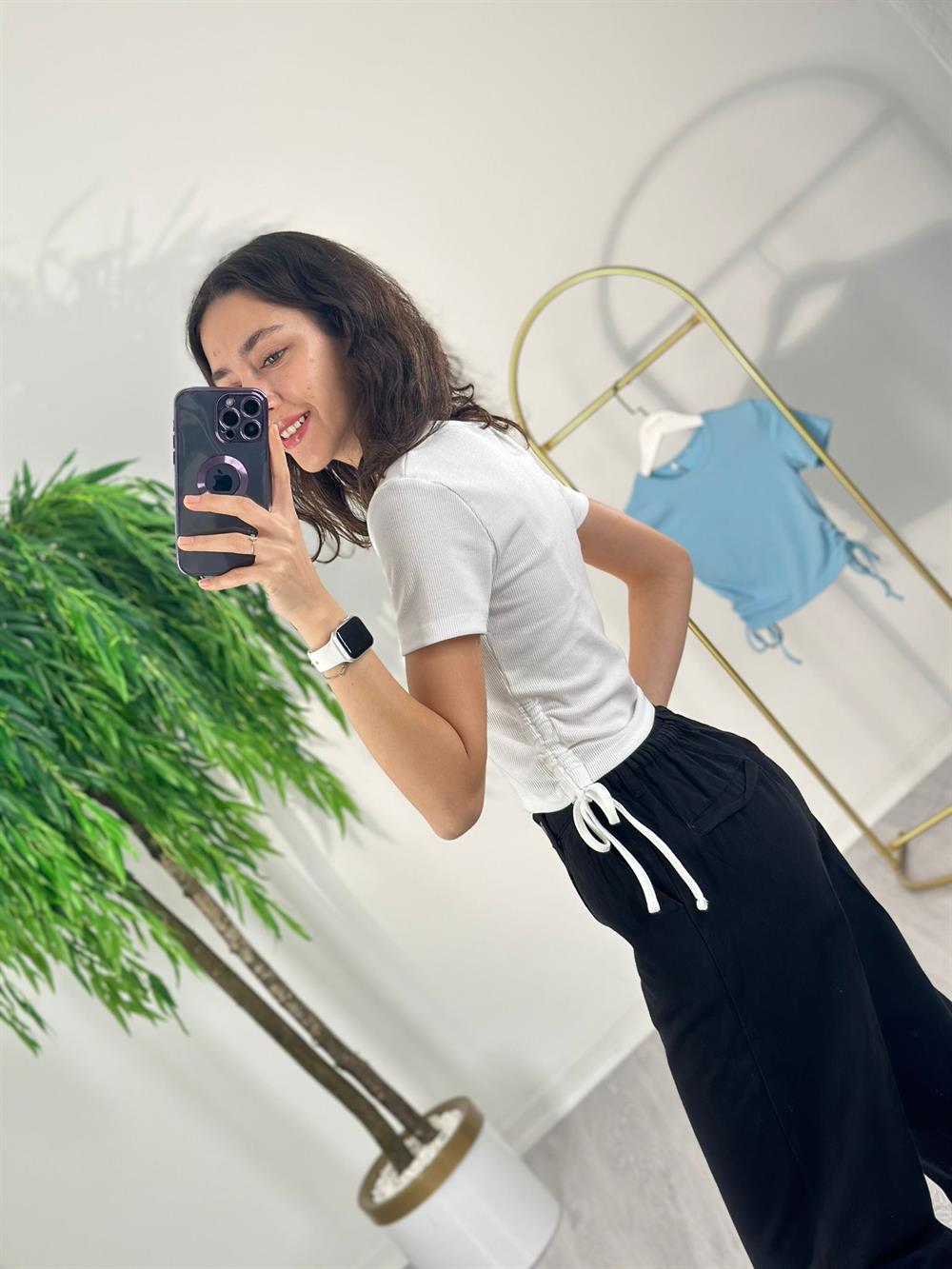 BEYAZ YAN DETAY TSHİRT