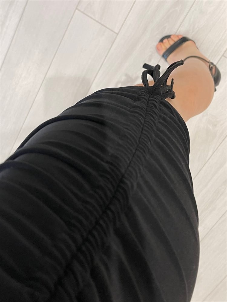 ÇAPRAZ TEK OMUZ ELBİSE 