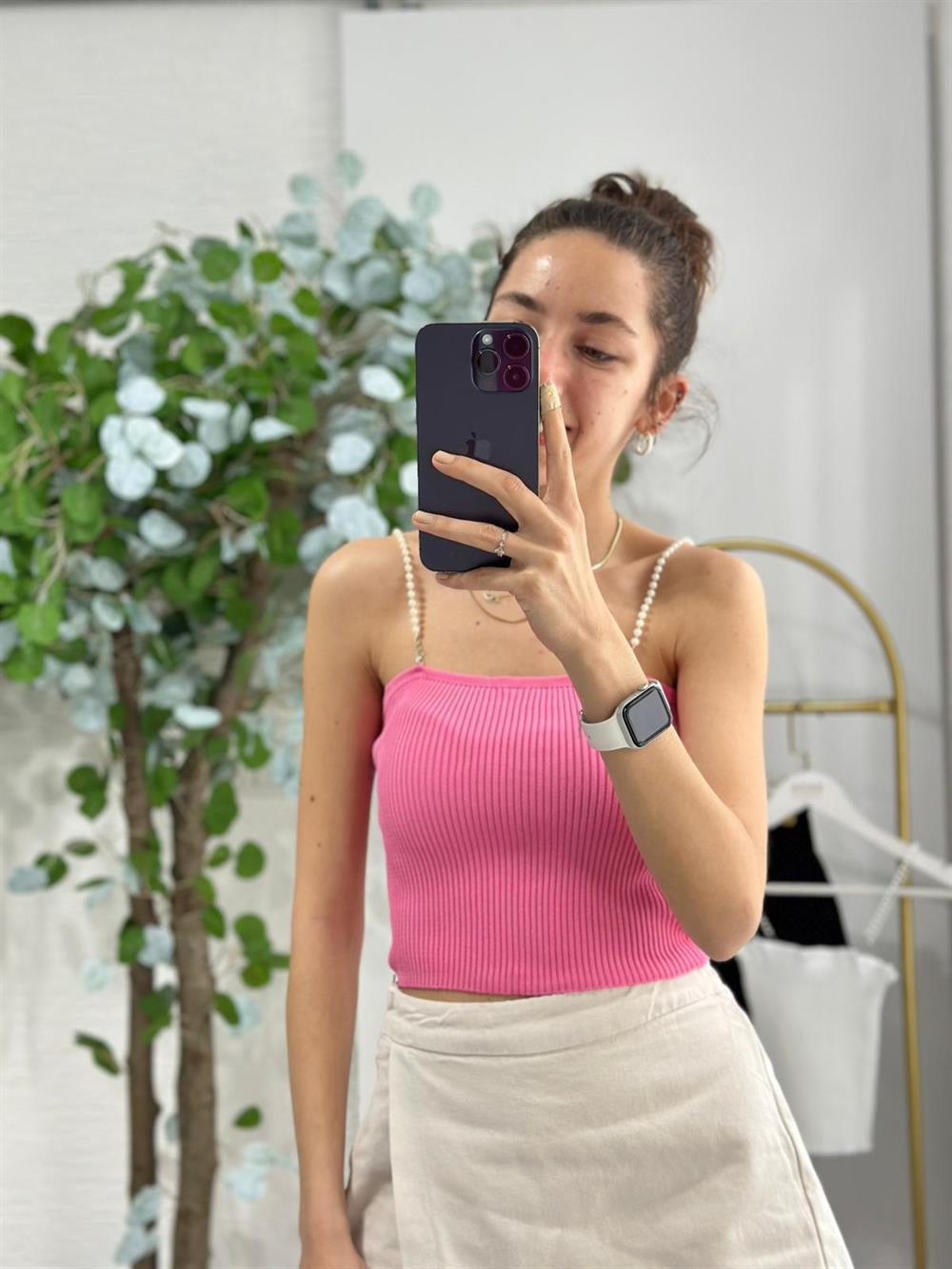 İNCİ DETAYLI PEMBE CROP