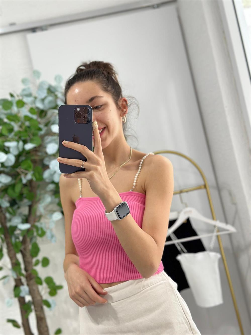 İNCİ DETAYLI PEMBE CROP