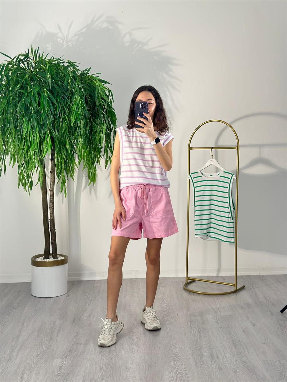 PEMBE ÇİZGİLİ KOLSUZ TSHİRT