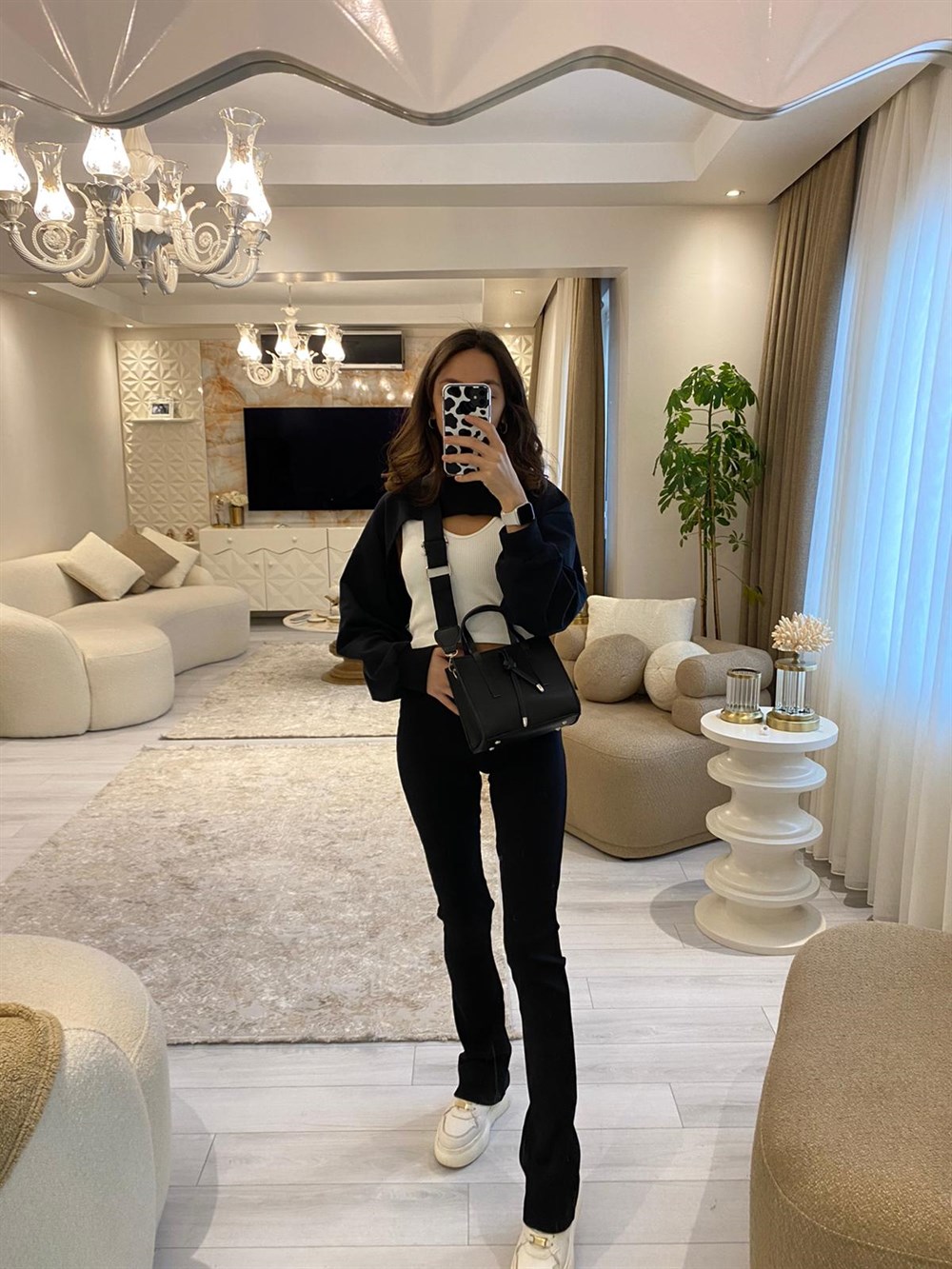 SİYAH CROP
