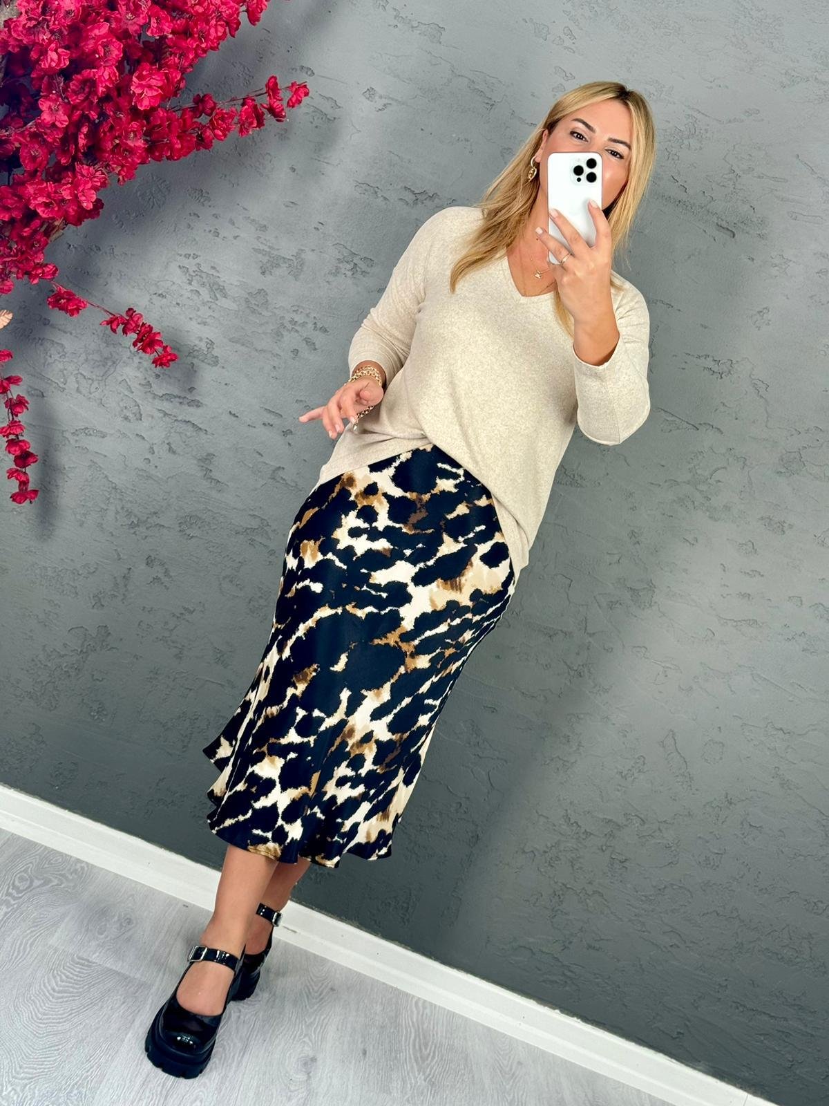 SİYAH KREM DESENLİ SATEN ETEK