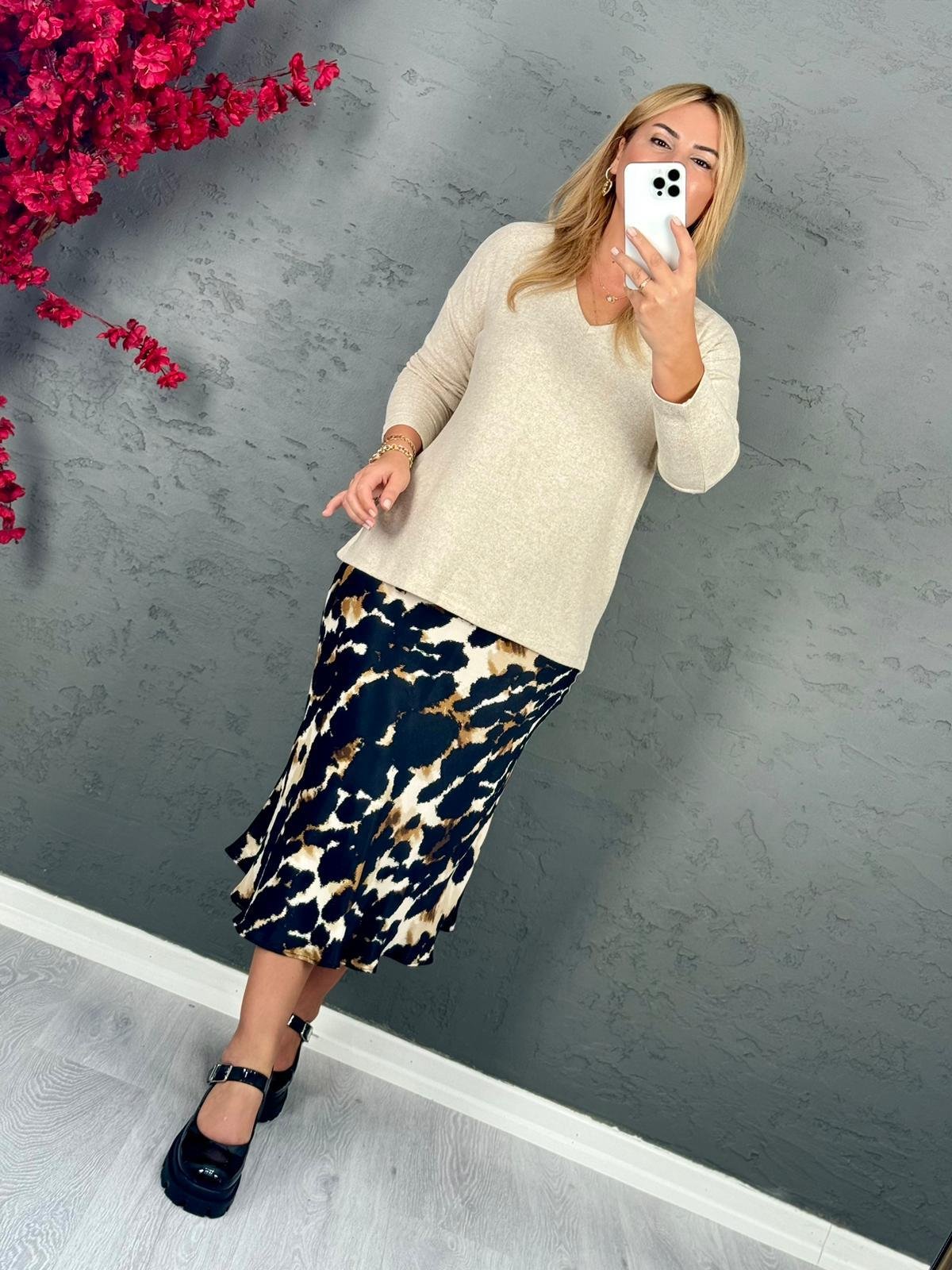 SİYAH KREM DESENLİ SATEN ETEK