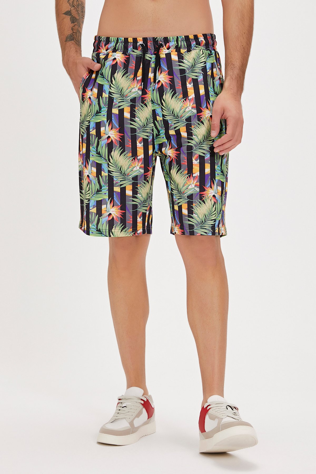 Bloom Siyah Baskılı Erkek Şort