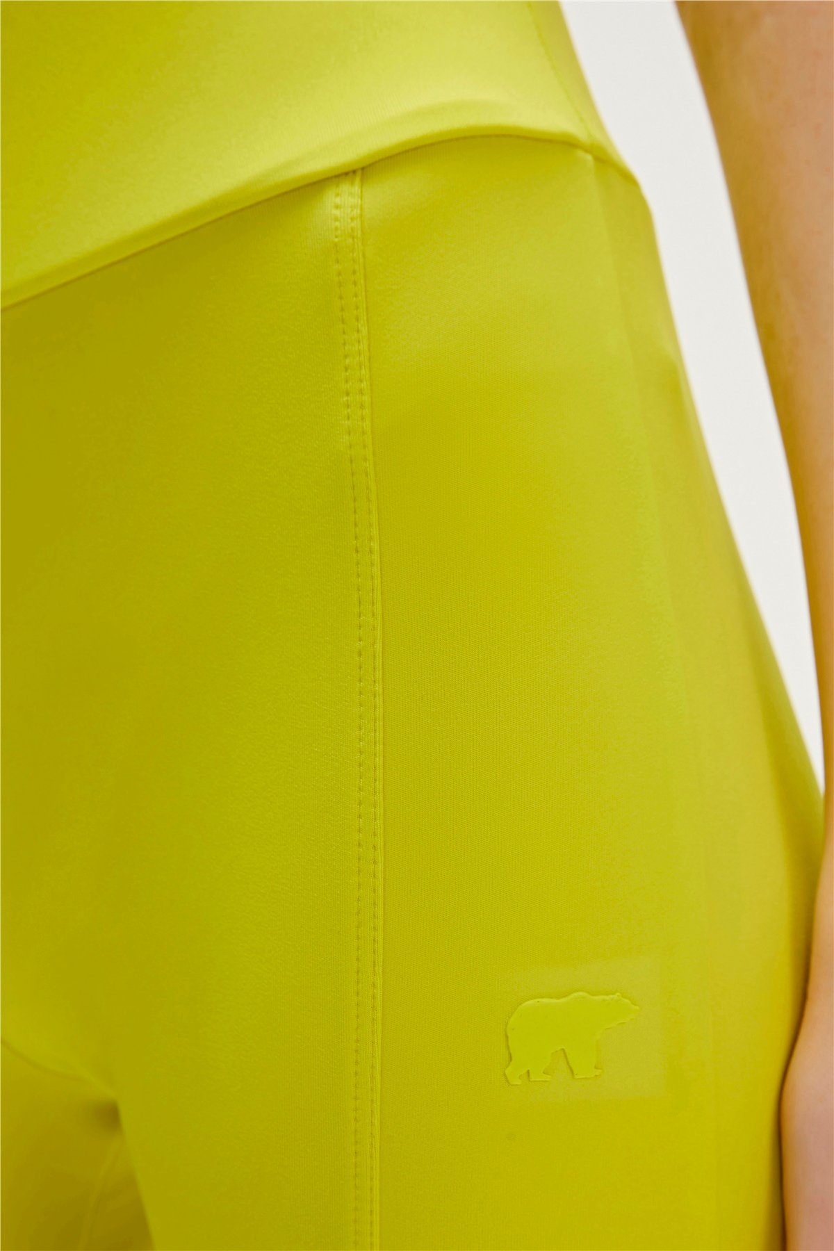 CUT OUT TIGHT SÜLFÜR