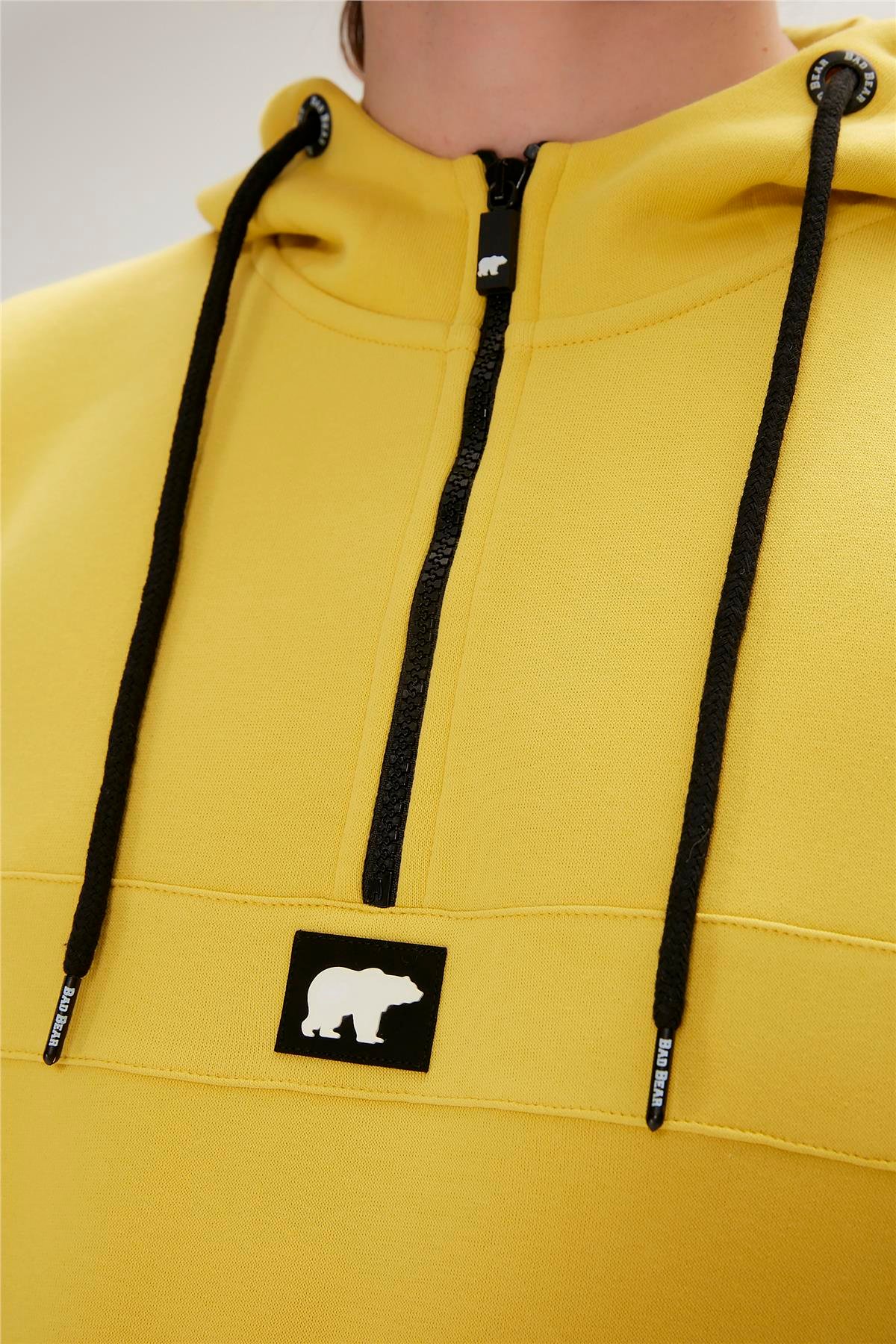 DEFENCE HALF-ZIP ELMA SARISI