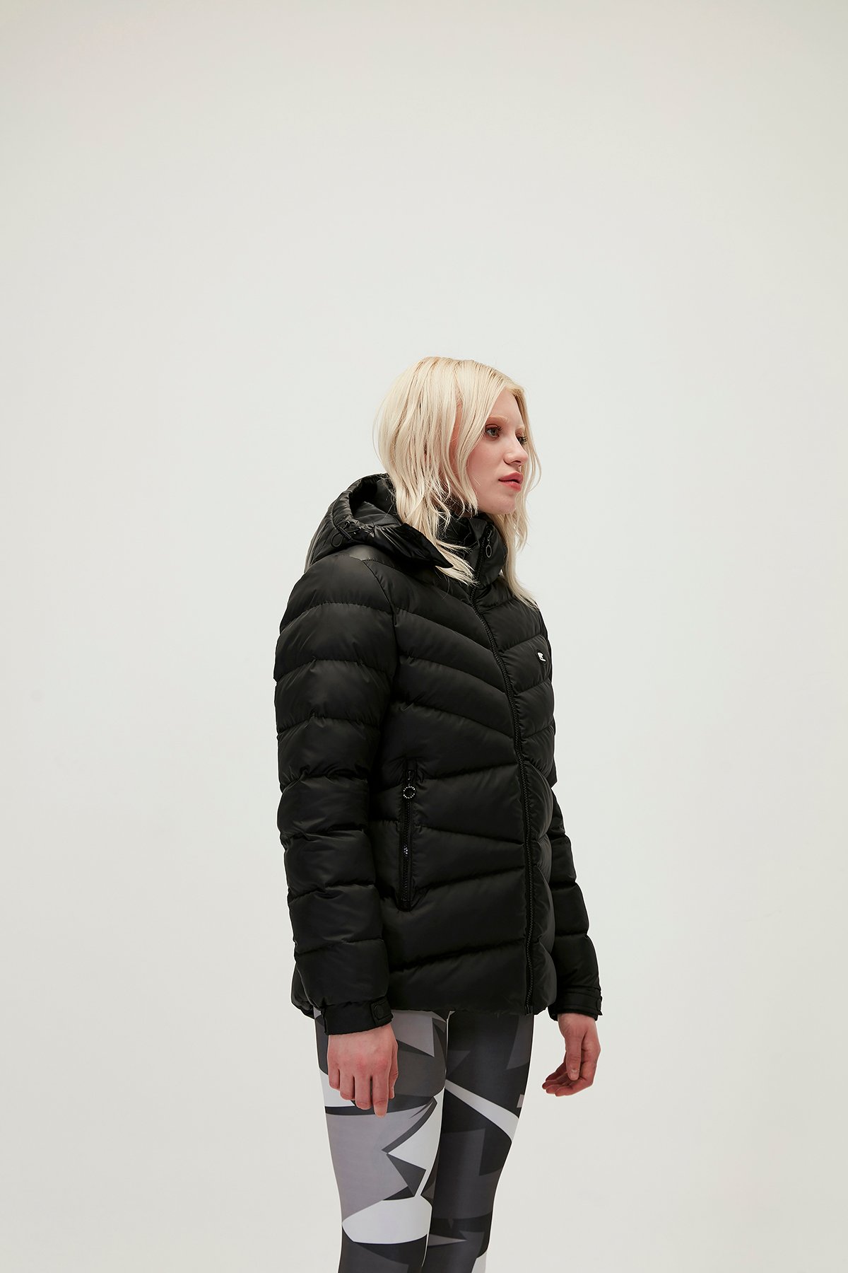 DIAMOND PUFFER NIGHT