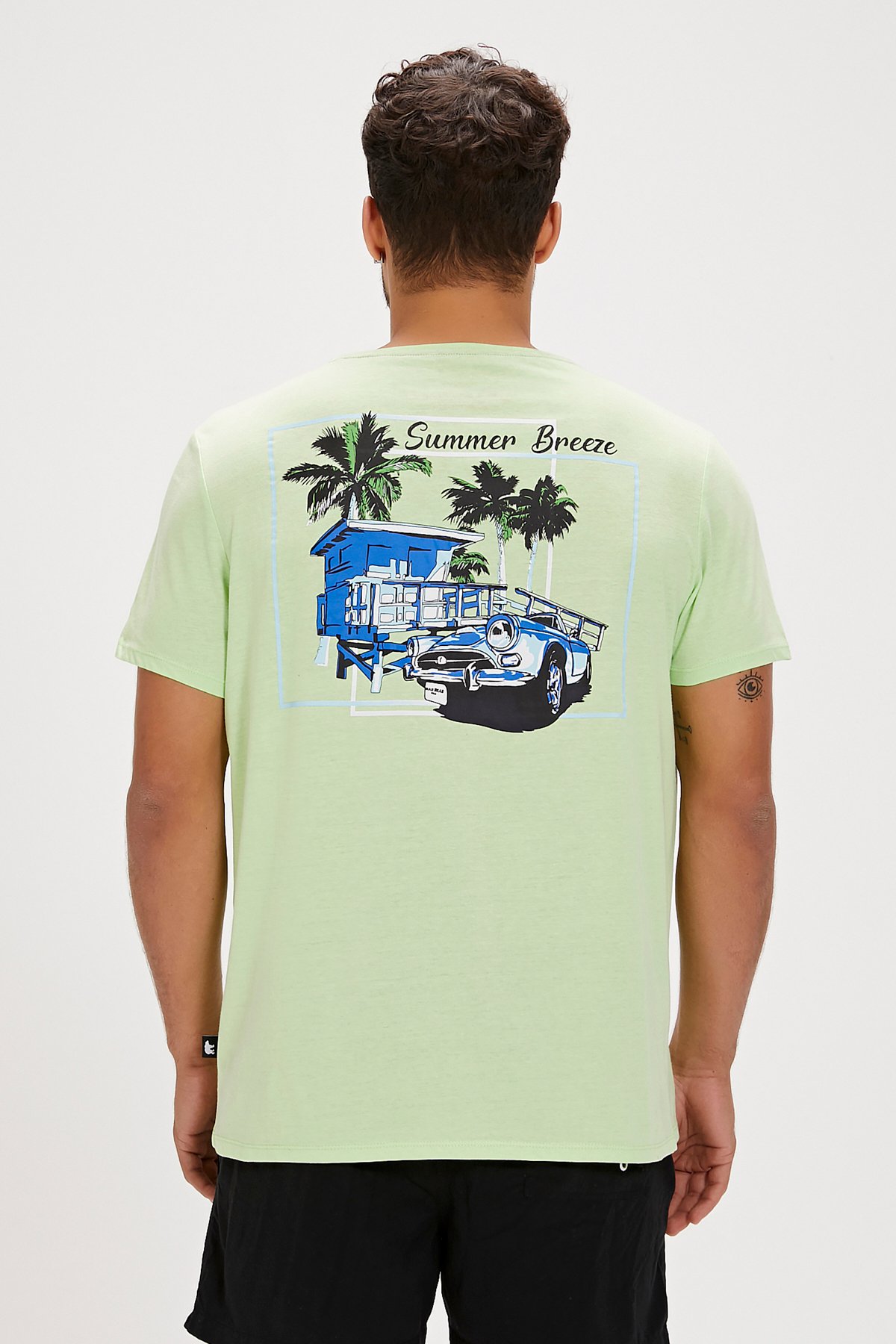 Dustin Yeşil Baskılı Erkek Tişört