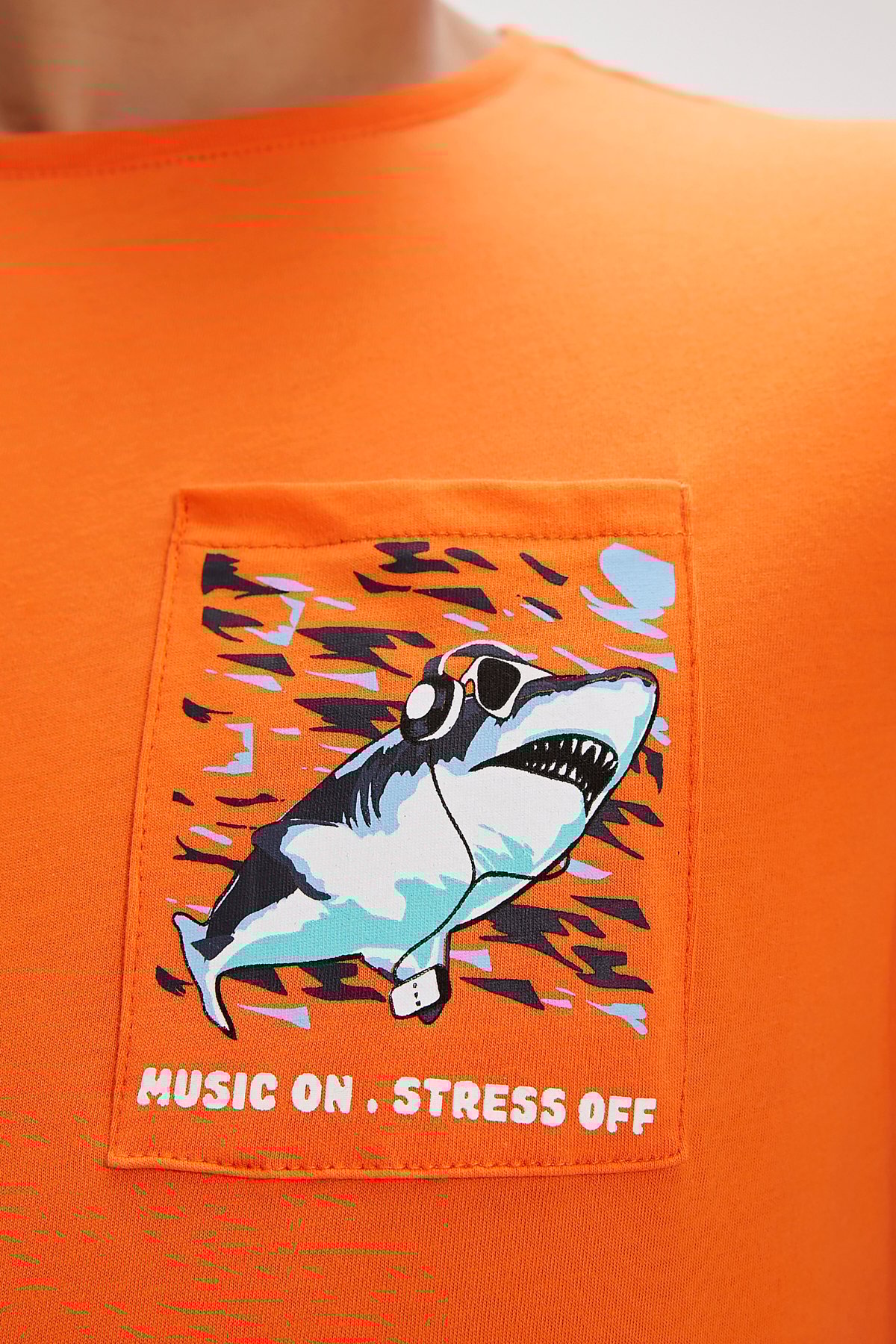 Francis Turuncu Baskılı Erkek Tişört